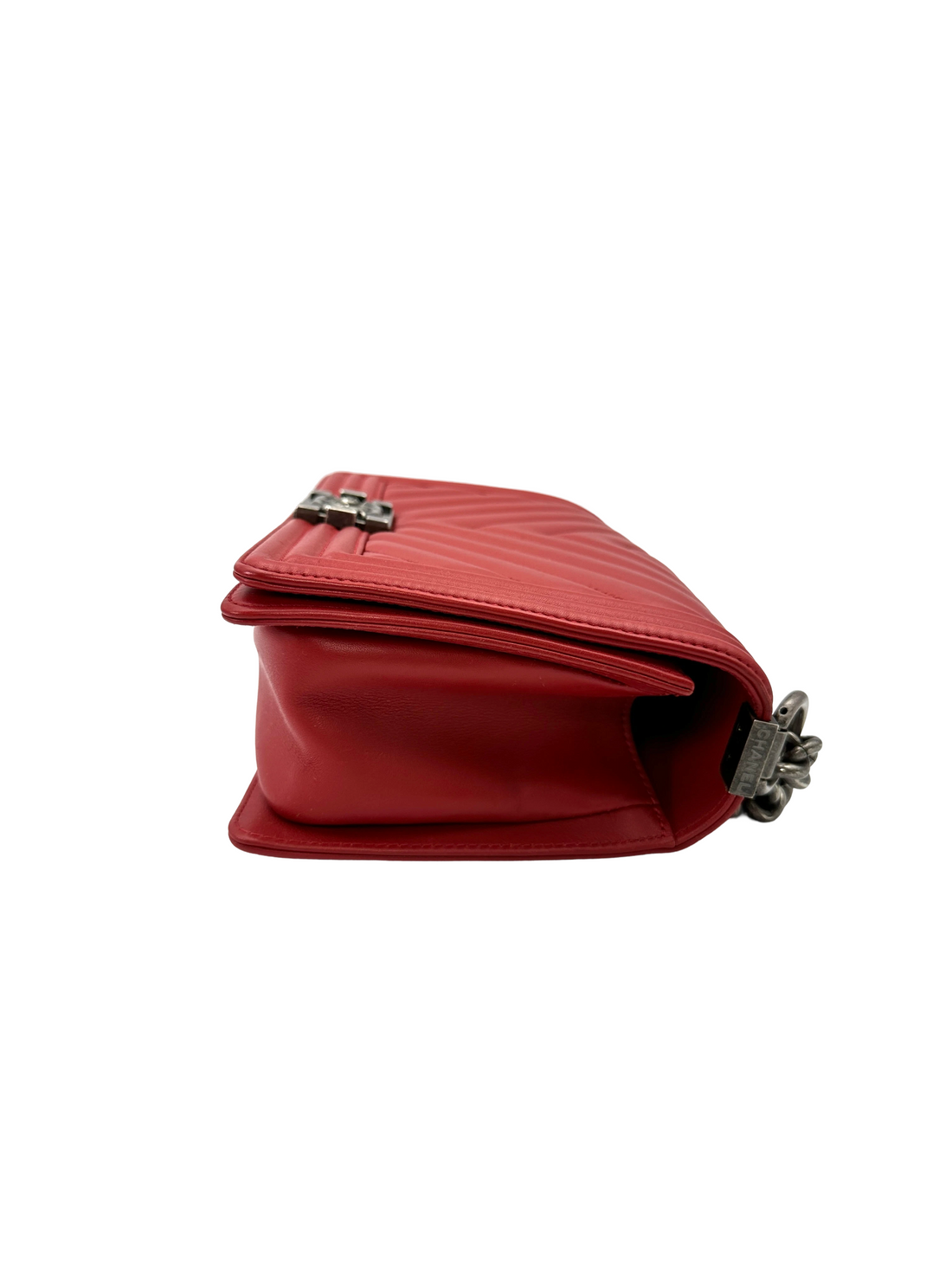 Chanel LeBoy Red Chevron Quilted Leather Medium Size Flap Bag With Silver Buckle(25***28) CC2399