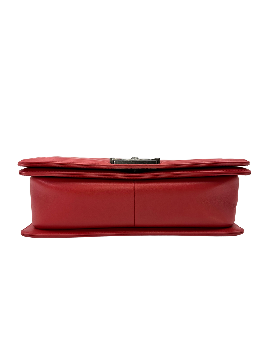 Chanel LeBoy Red Chevron Quilted Leather Medium Size Flap Bag With Silver Buckle(25***28) CC2399