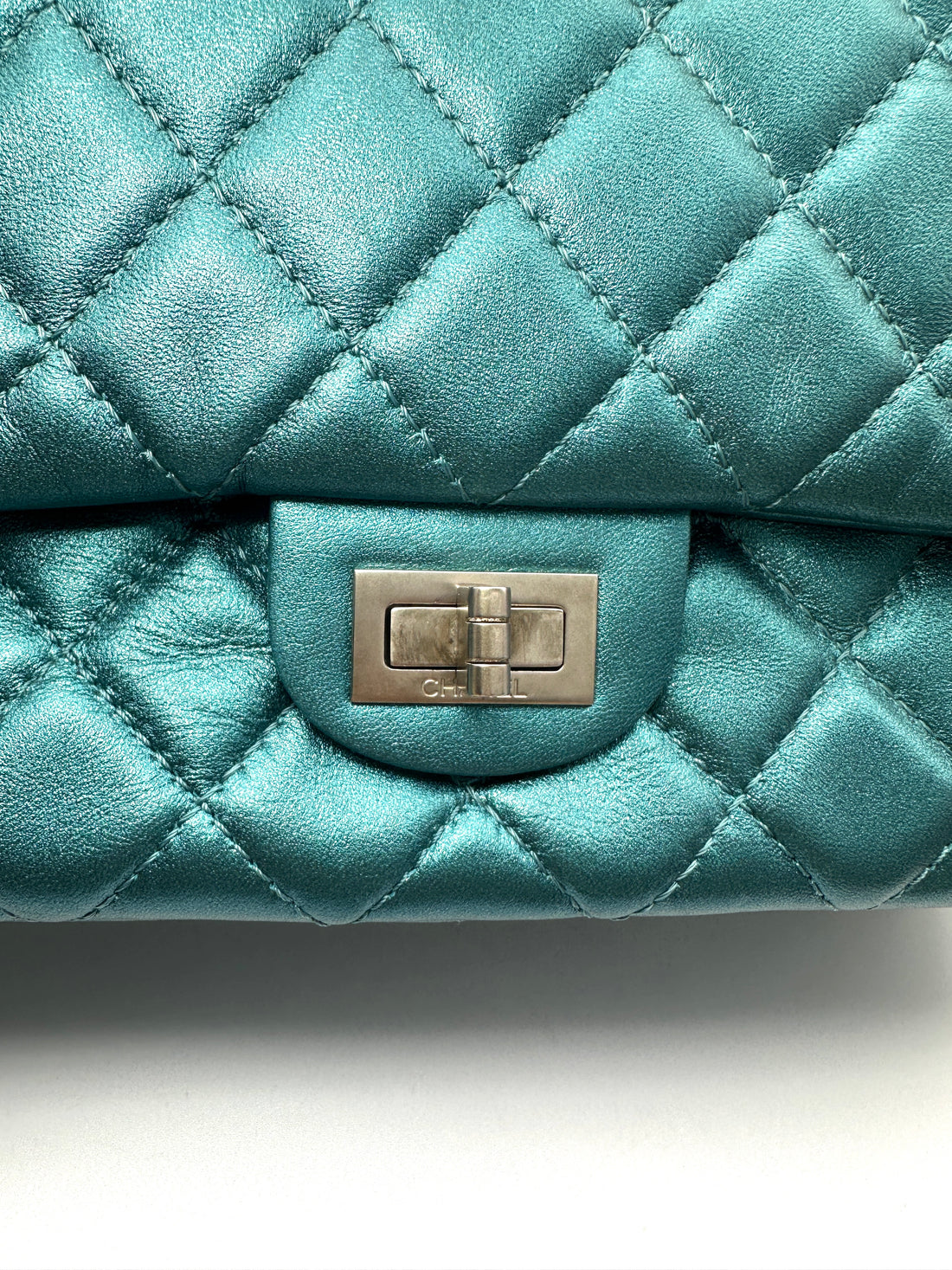 Chanel 2.55 Reissue Metallic Turquoise Quilted Leather Flap Bag(12***25) CC2410