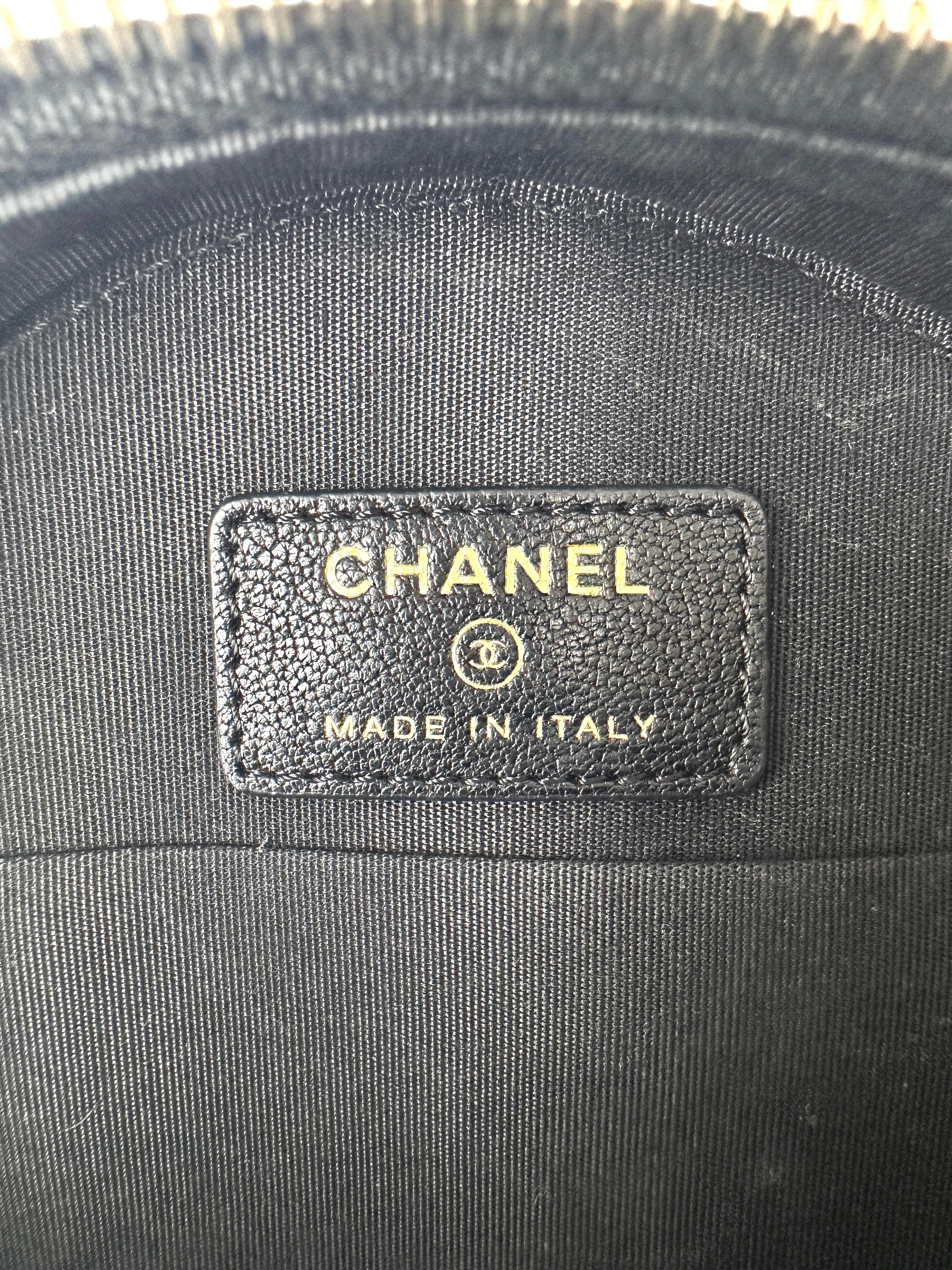 Chanel Black Quilted Leather Round Clutch(28***57) CC2416