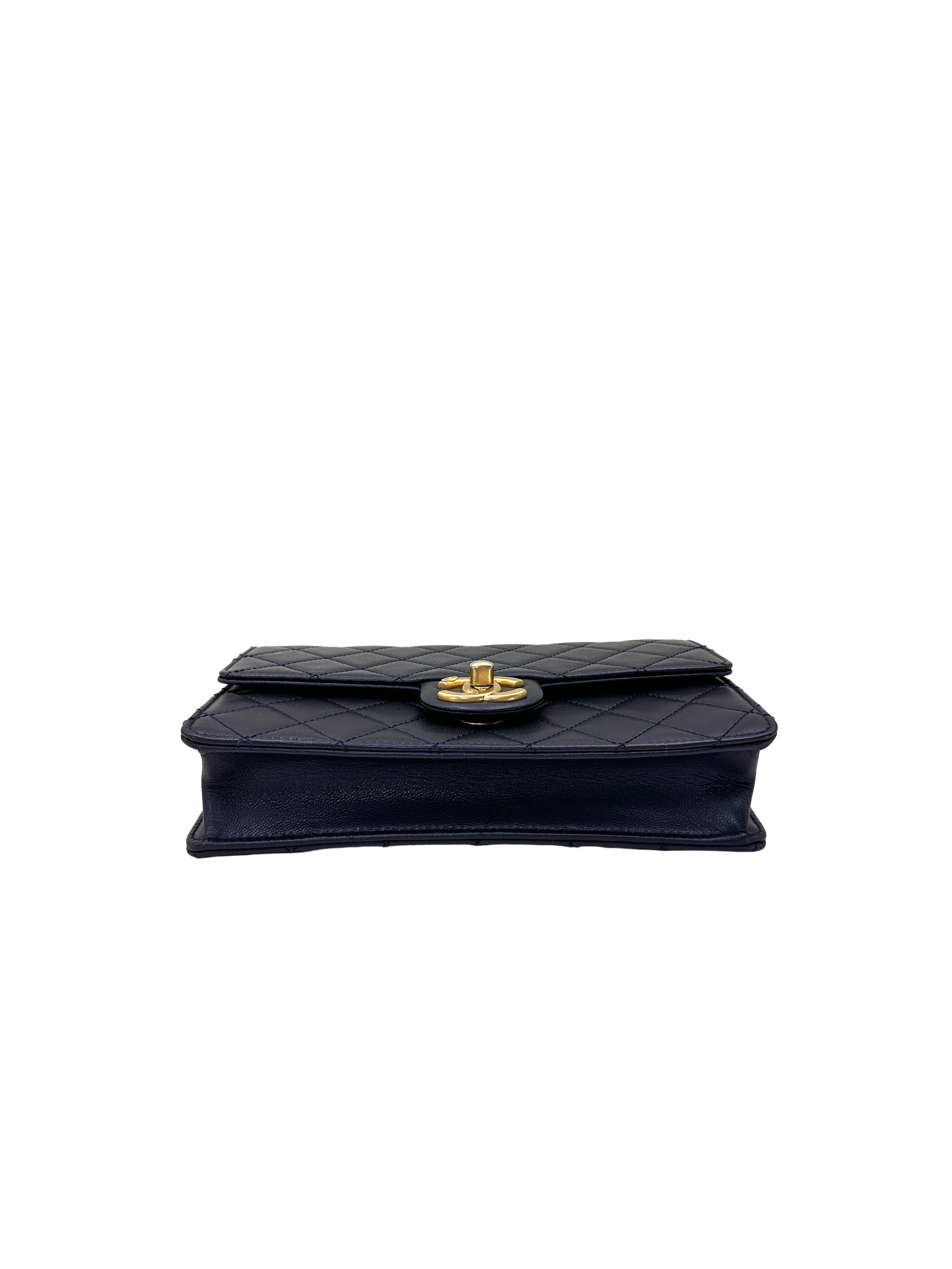 Chanel Classic Flap Navy Quilted Leather Pearl Top Handle Bag(29***37) CC2409