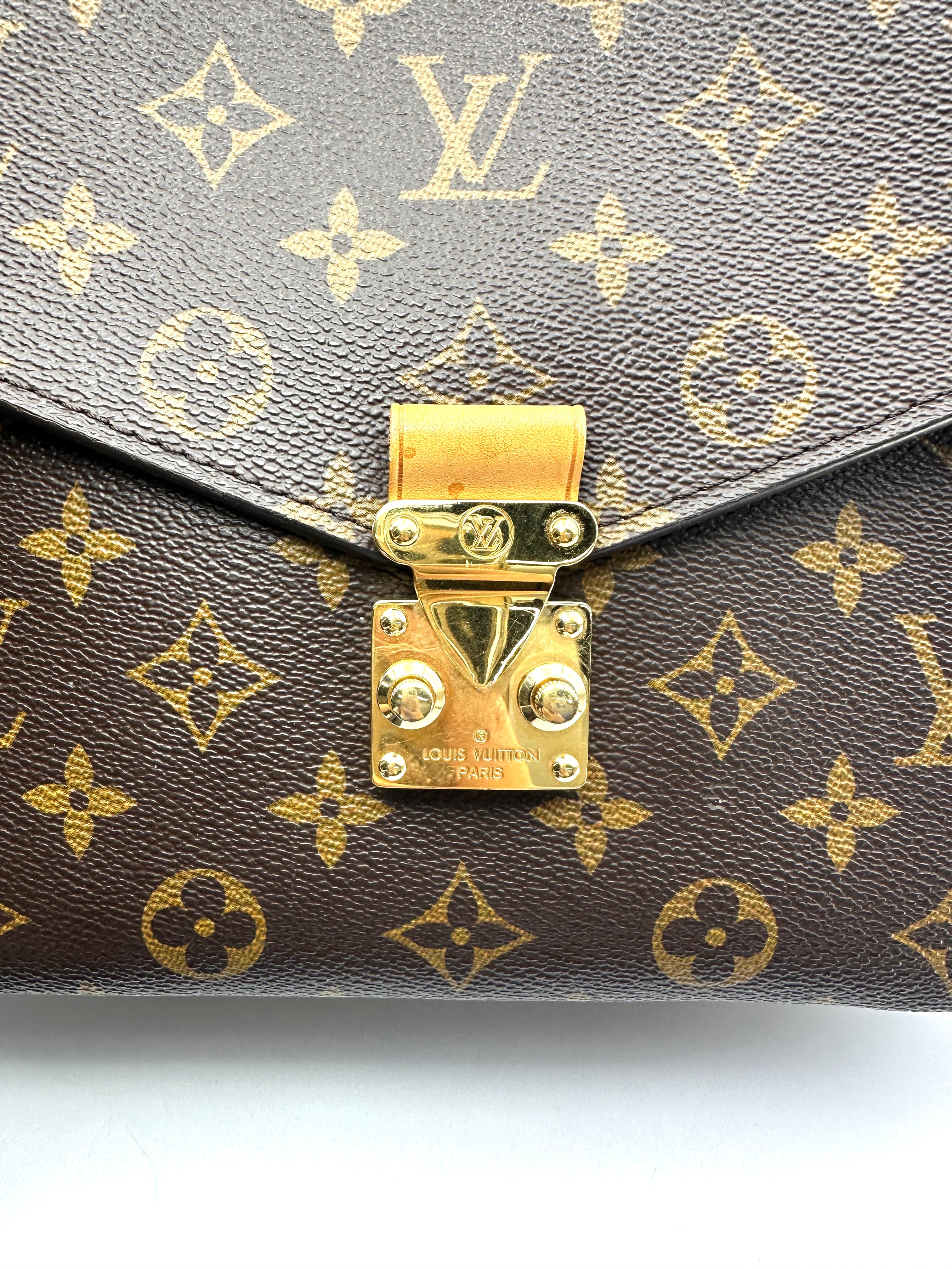 Louis Vuitton Monogram Canvas Pochette Metis LV3194
