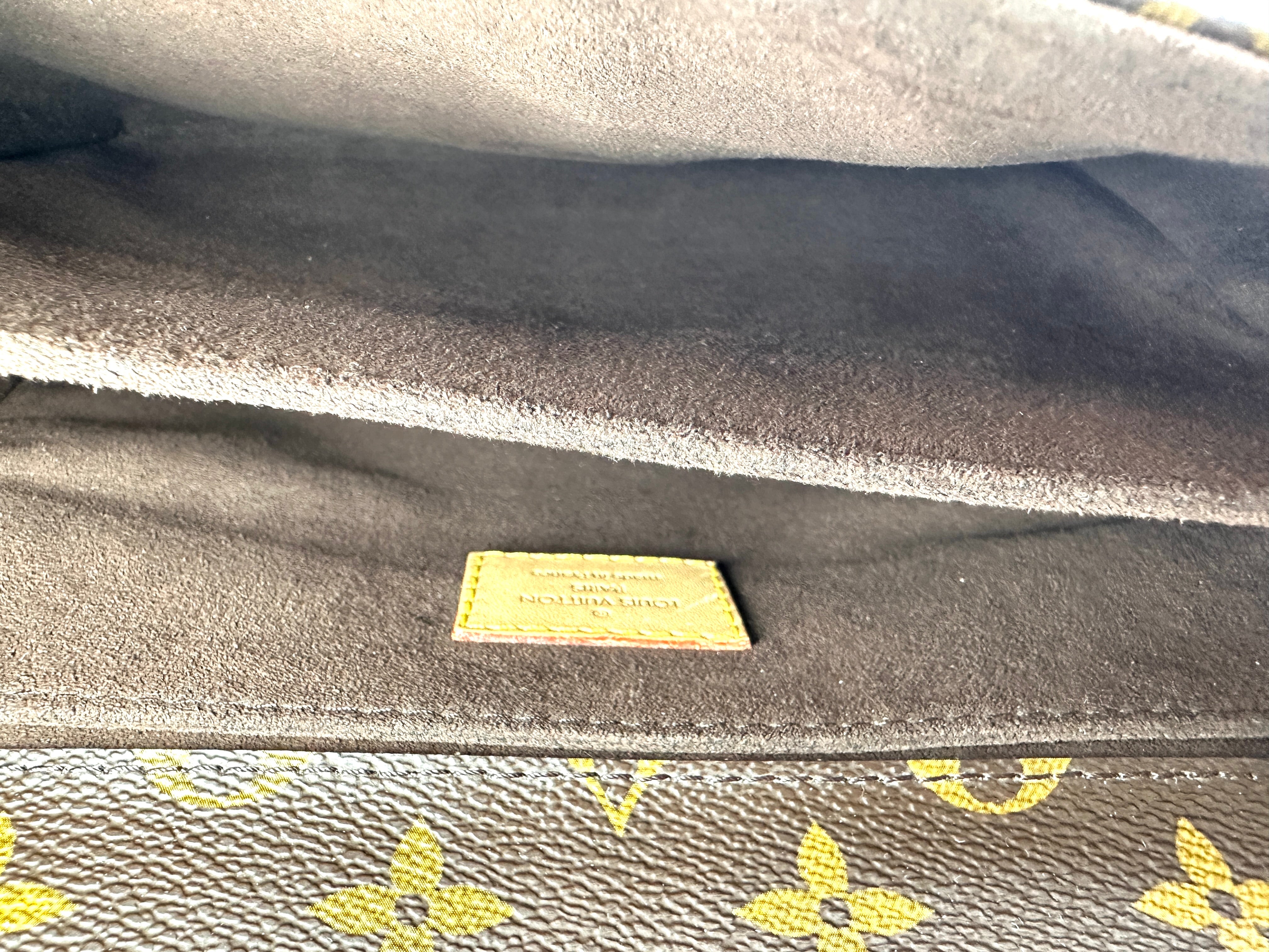 Louis Vuitton Monogram Canvas Pochette Metis LV3194