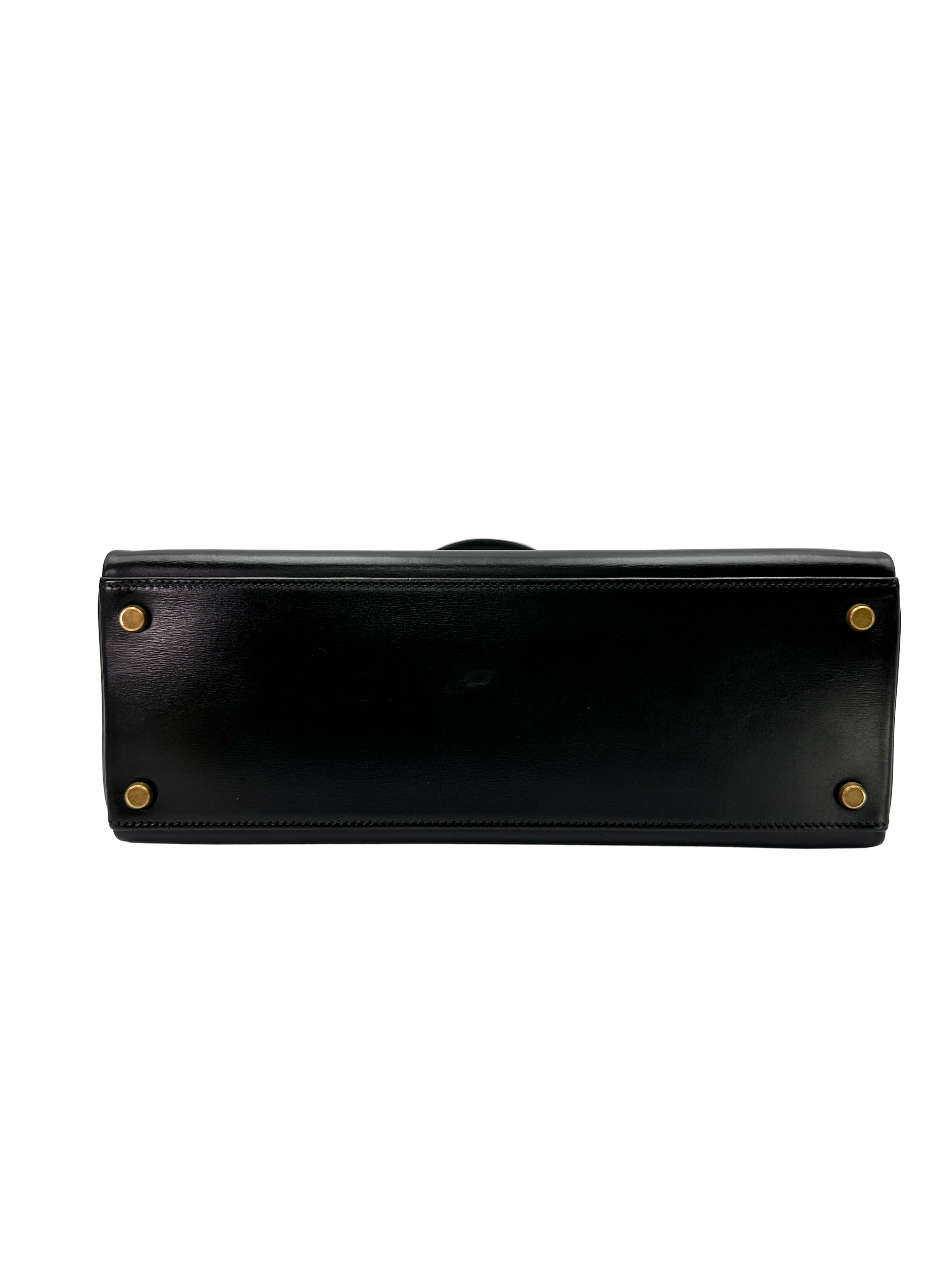 Hermes Kelly32 Black Leather Top Handle Bag With Gold Hardware HR140