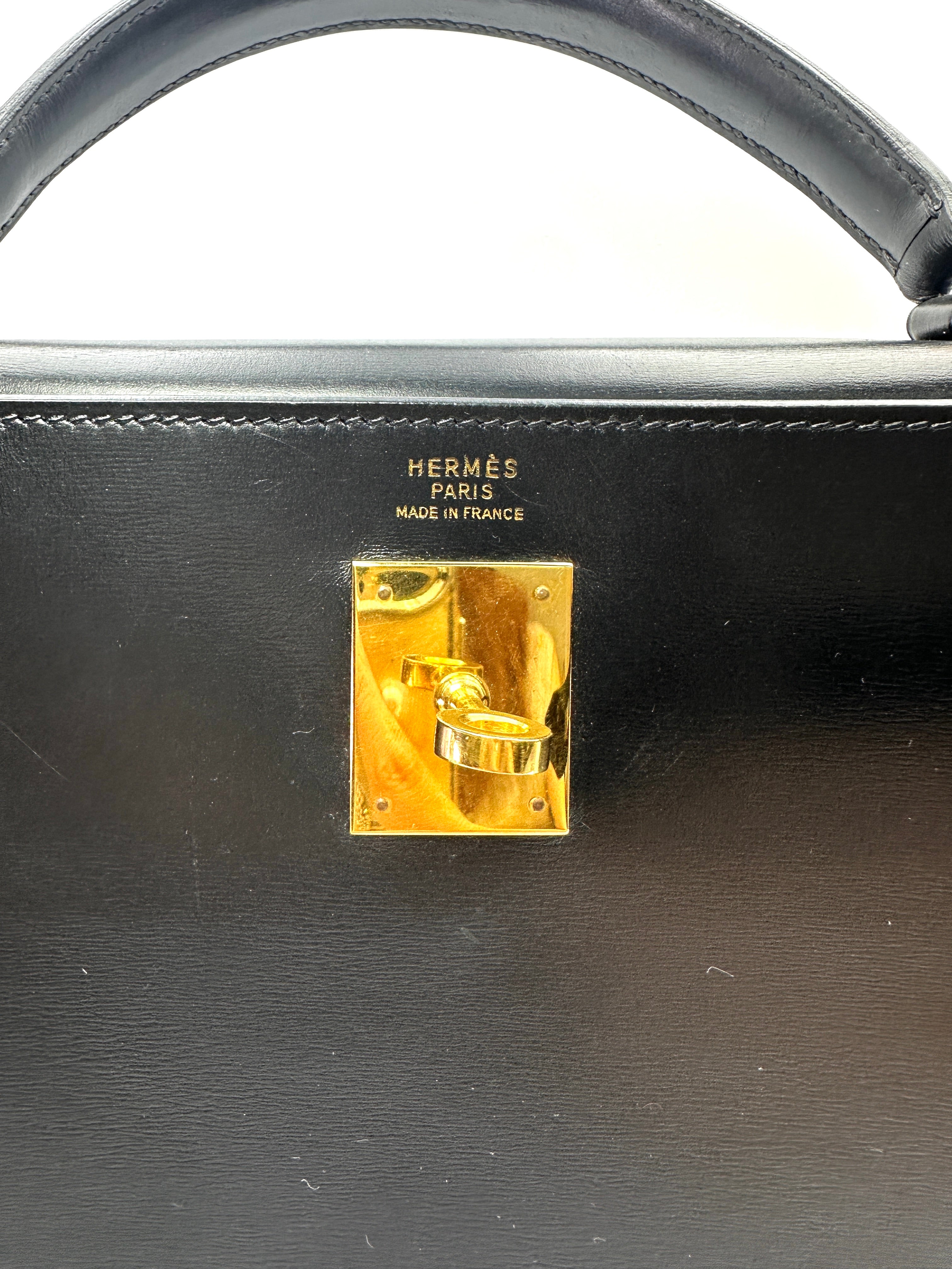 Hermes Kelly32 Black Leather Top Handle Bag With Gold Hardware HR140