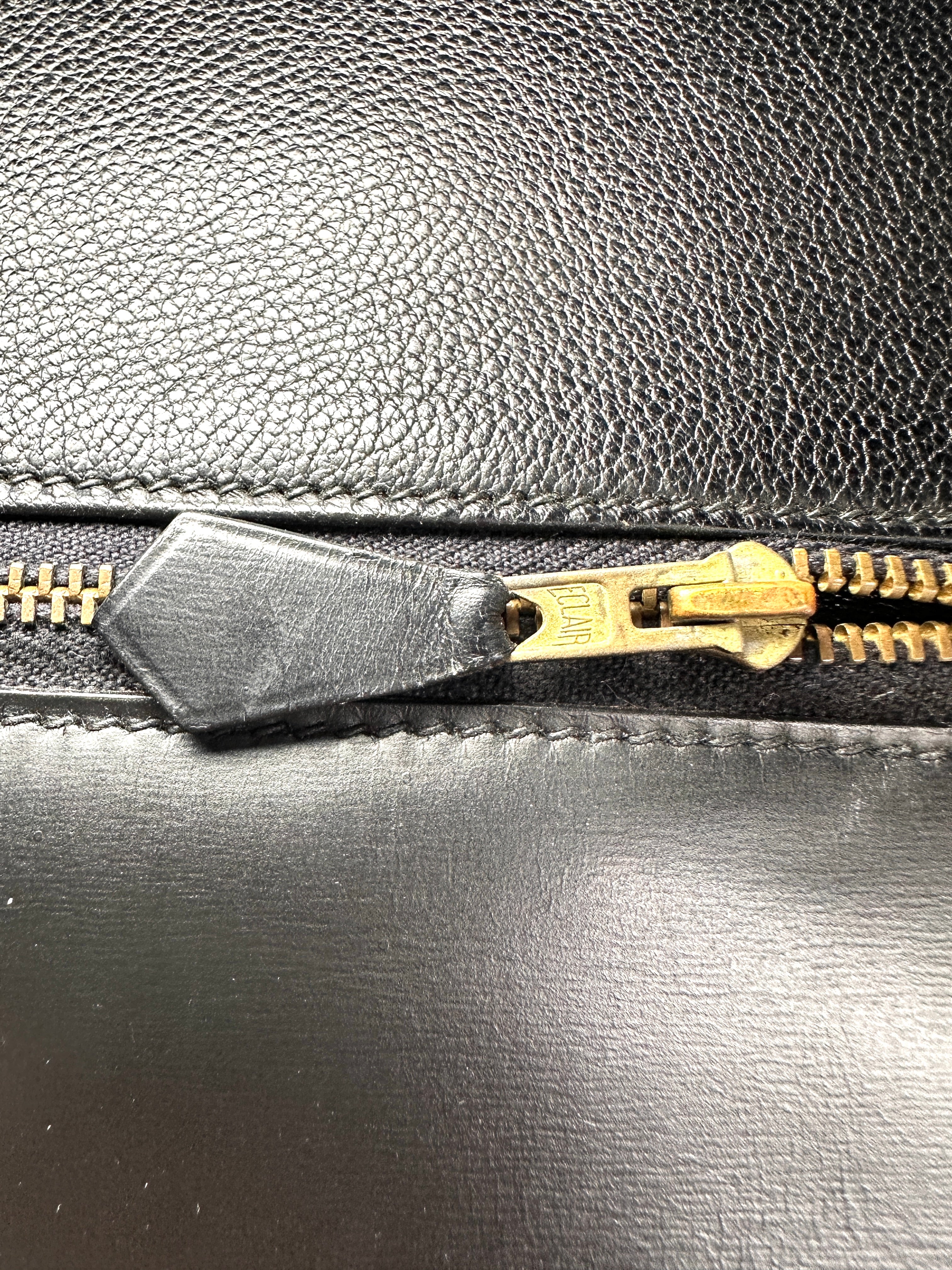 Hermes Kelly32 Black Leather Top Handle Bag With Gold Hardware HR140