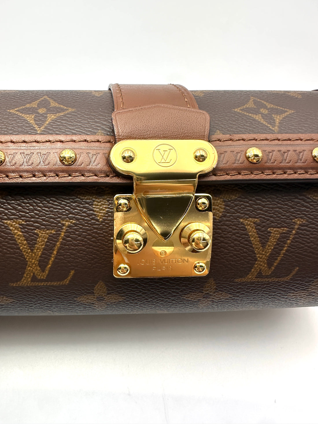 Louis Vuitton Papillon Monogram Canvas Shoulder Bag LV3206
