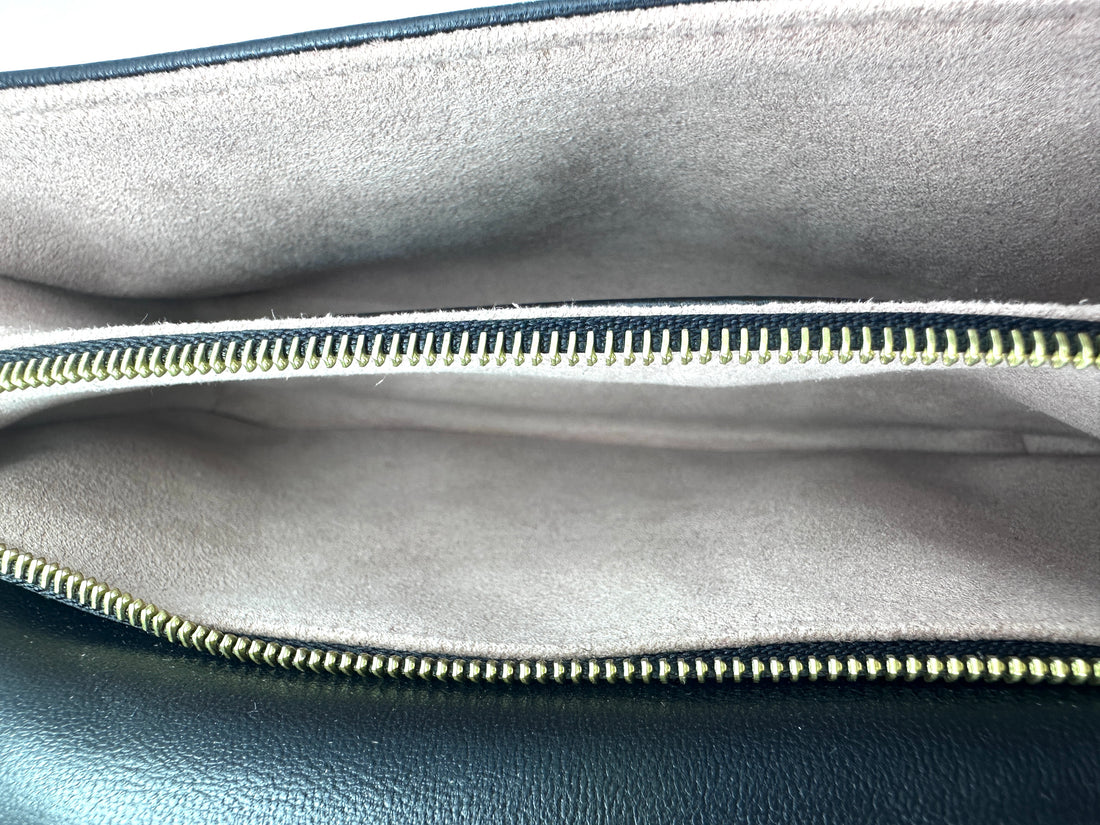 Louis Vuitton Coussin Black Monogram Embossed Puffy Leather Shoulder Bag LV3205