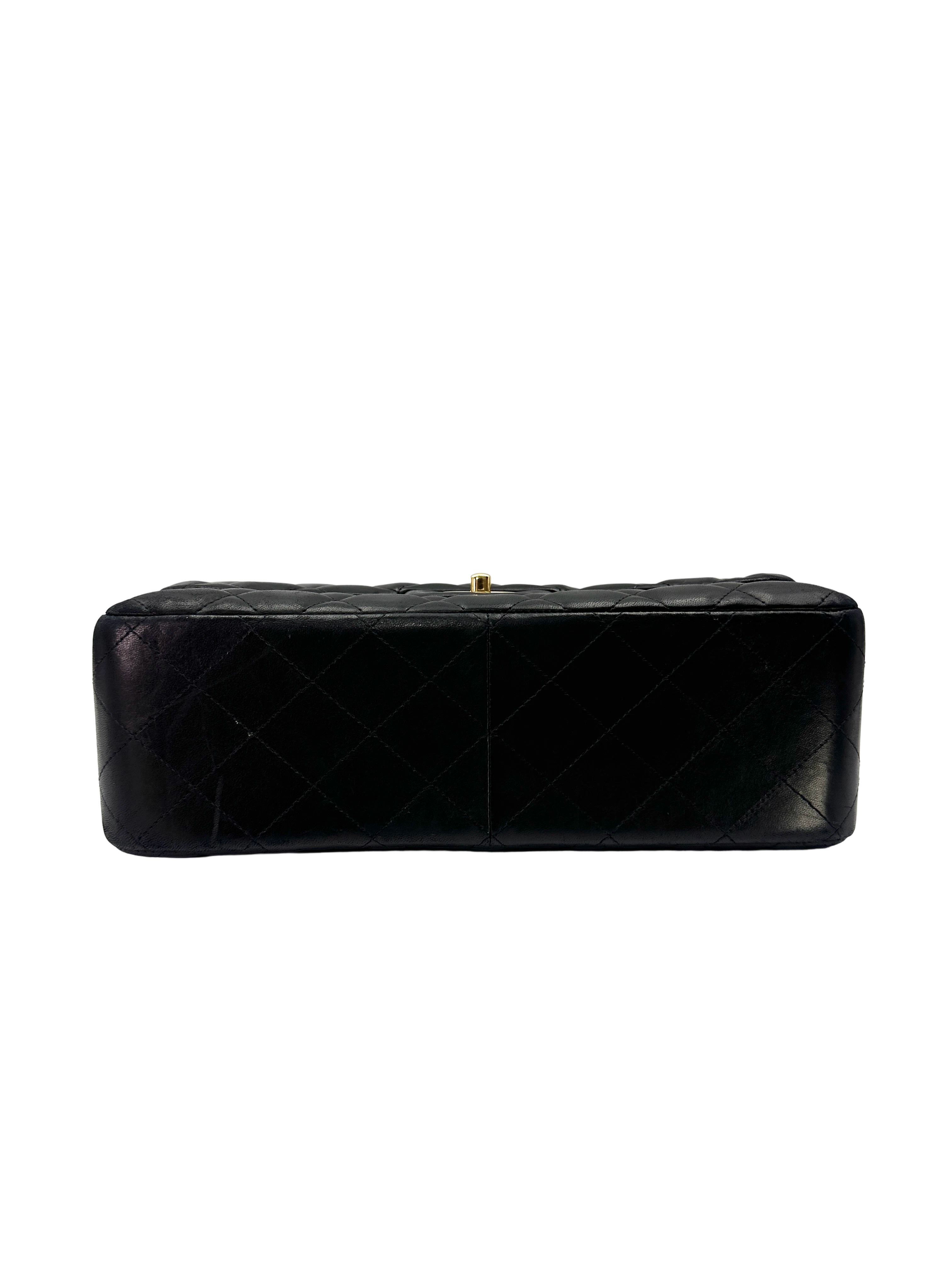 Chanel Classic Flap Black Quilted Lambskin Jumbo Shoulder Bag With Gold Hardware(14***78) CC2424