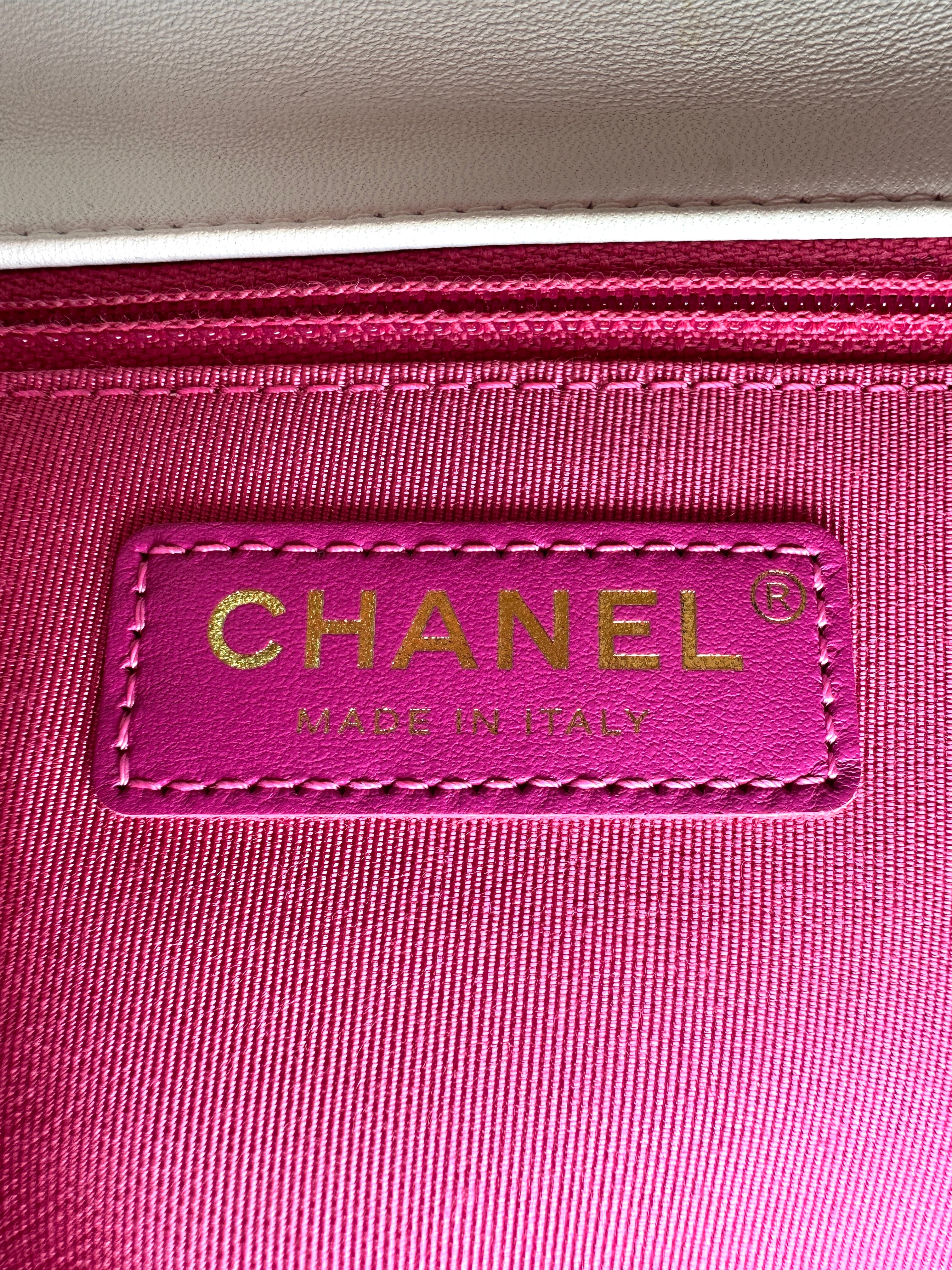 Chanel Classic Flap White Quilted Leather Mini Shoulder Bag(29***32) CC2432