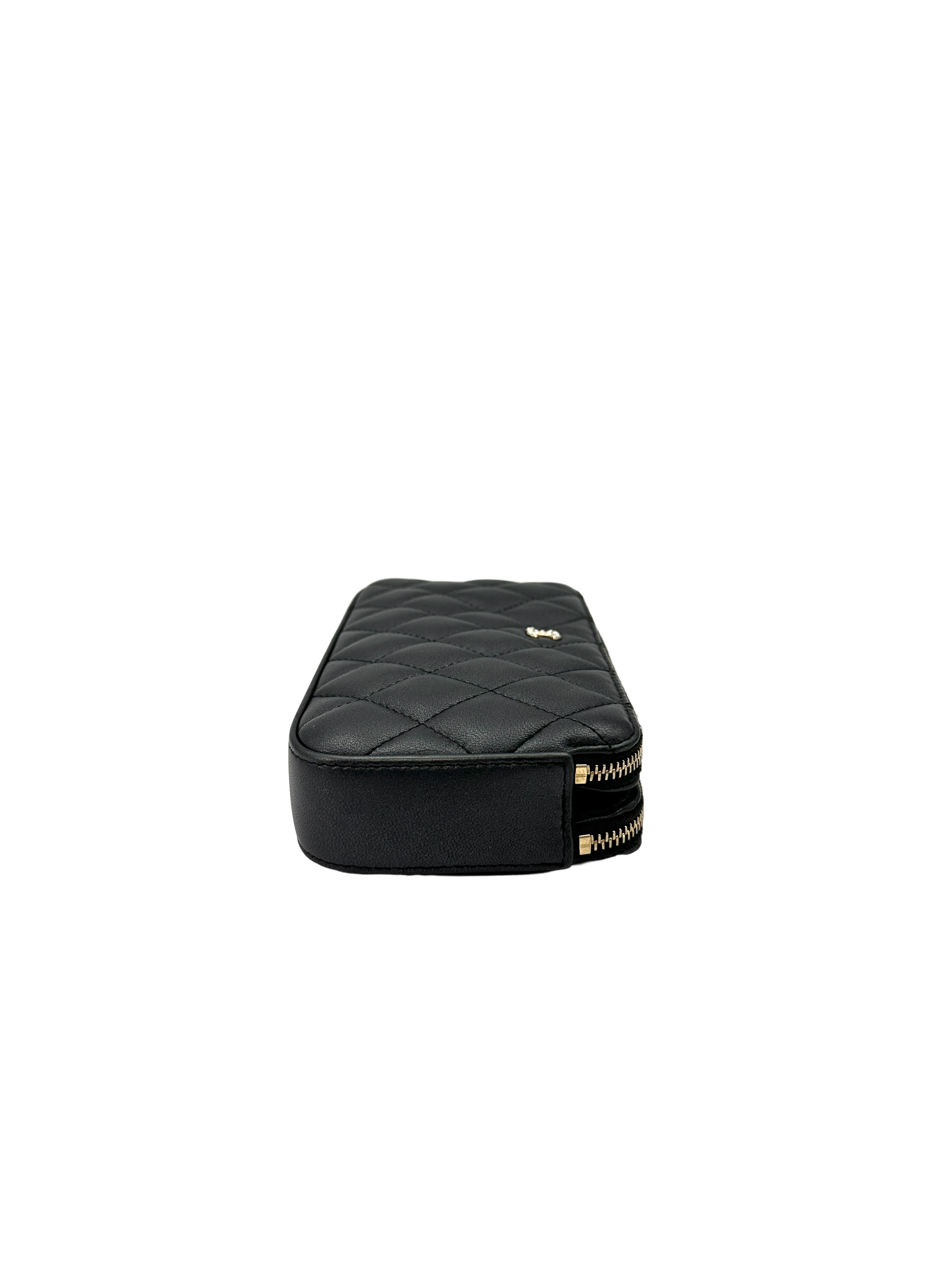 Chanel Black Quilted Leather Chain Bag(26***91) CC2425