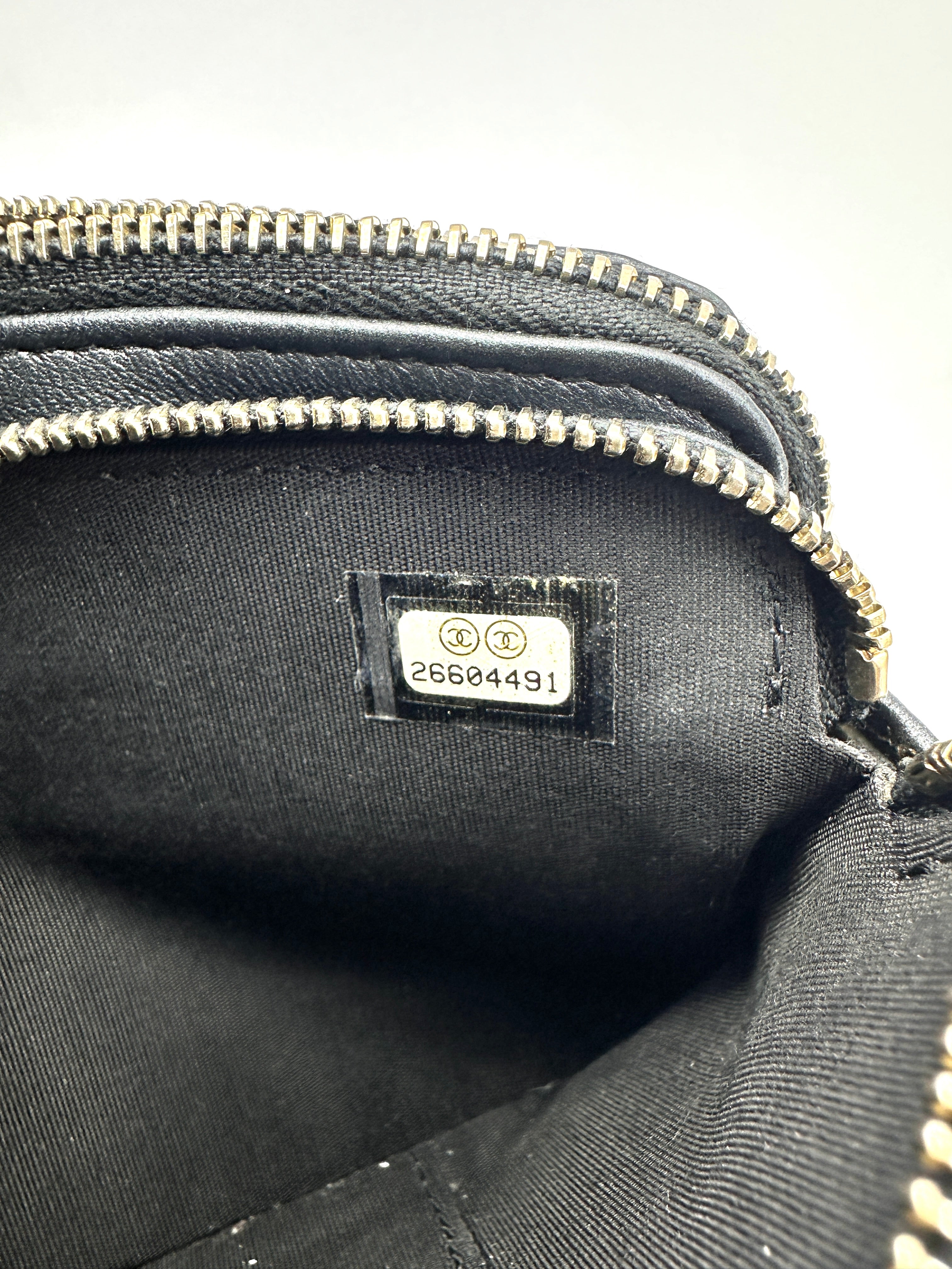 Chanel Black Quilted Leather Chain Bag(26***91) CC2425