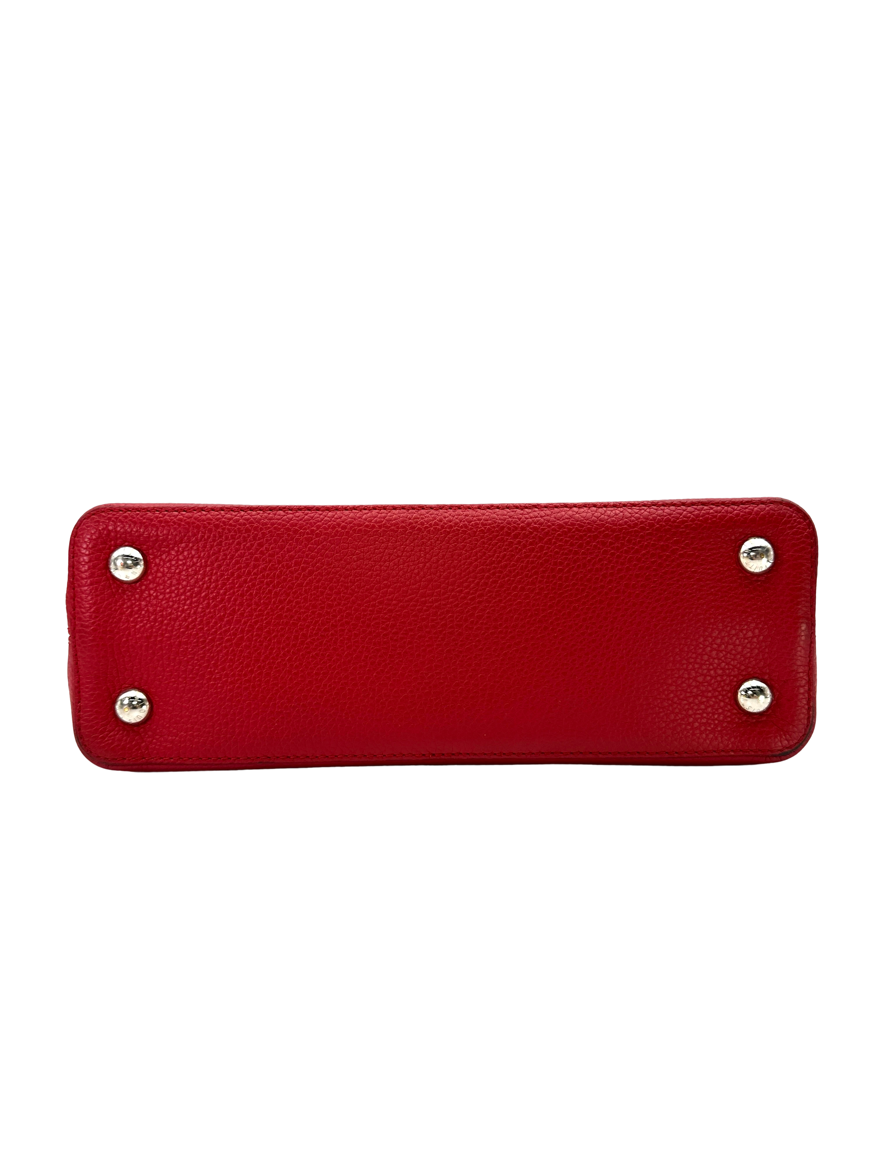 Louis Vuitton Capucines MM Red Taurillon Leather Handle Bag LV3202