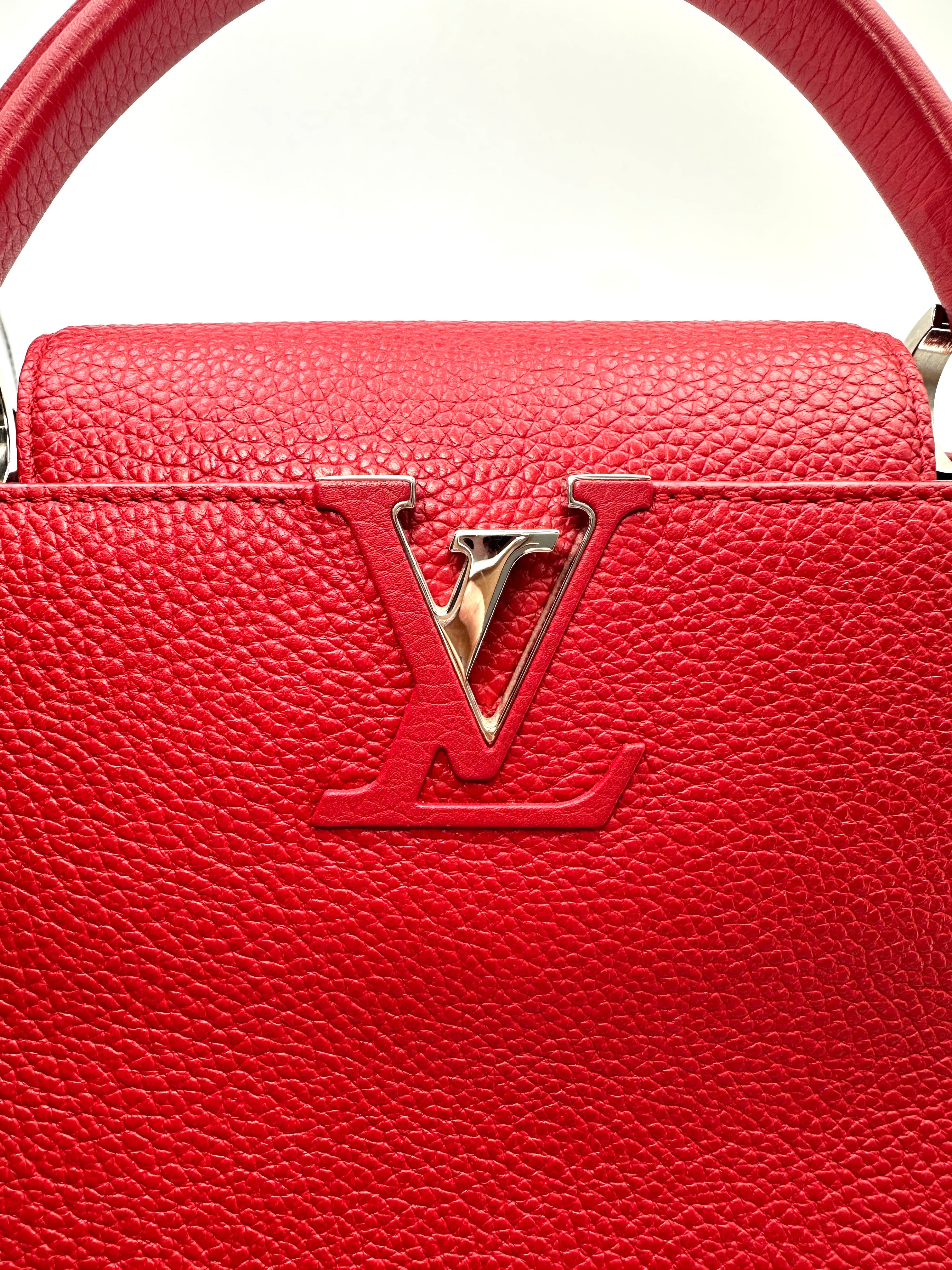 Louis Vuitton Capucines MM Red Taurillon Leather Handle Bag LV3202