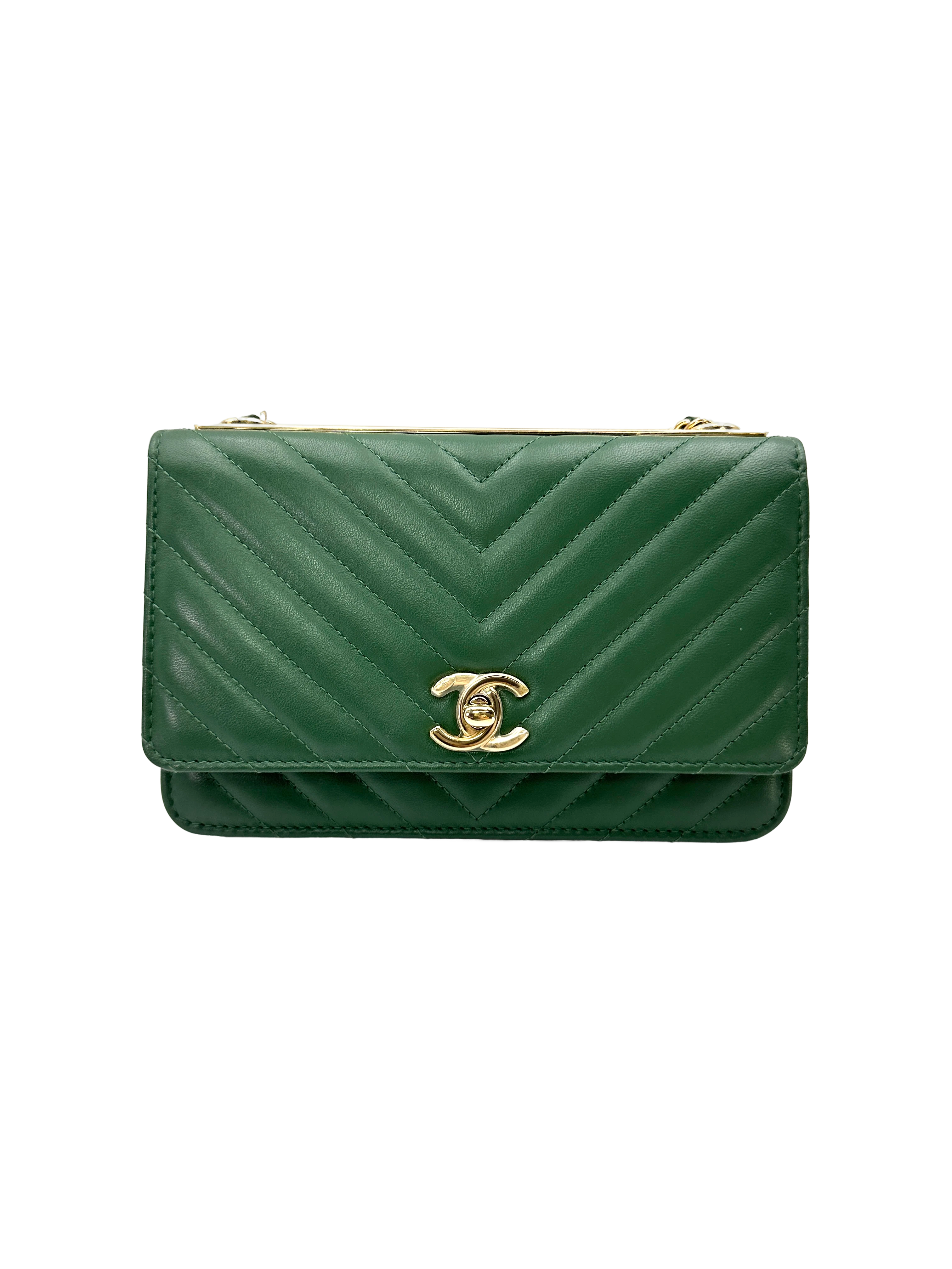 Chanel Green Chevron Quilted Leather Wallet On Chain(28***96) IRIS261