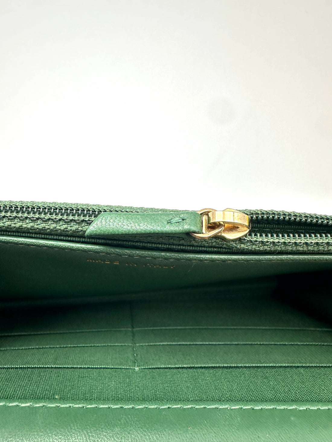 Chanel Green Chevron Quilted Leather Wallet On Chain(28***96) IRIS261