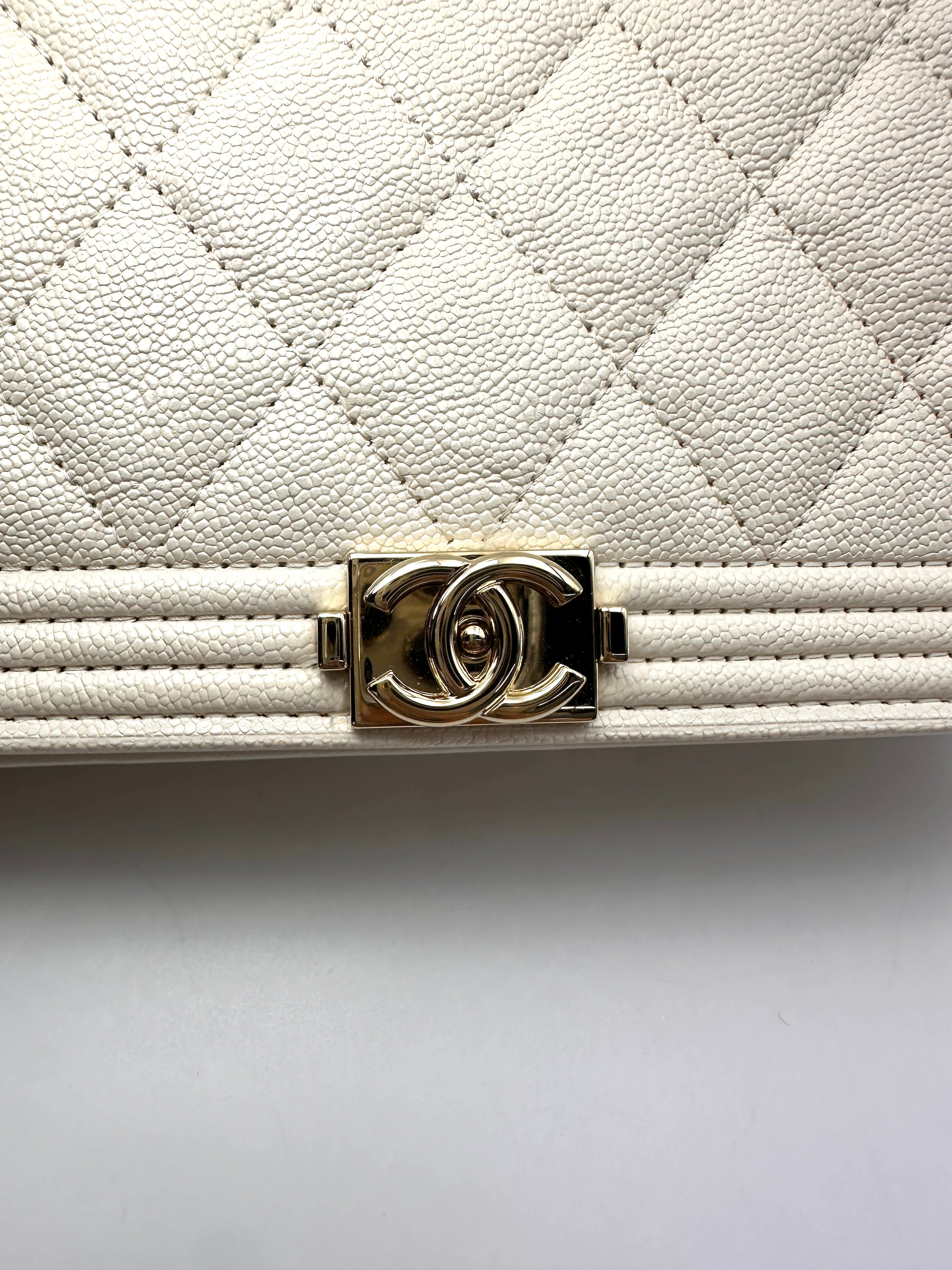 Chanel LeBoy White Quilted Leather Wallet On Chain(27***33) CC2427