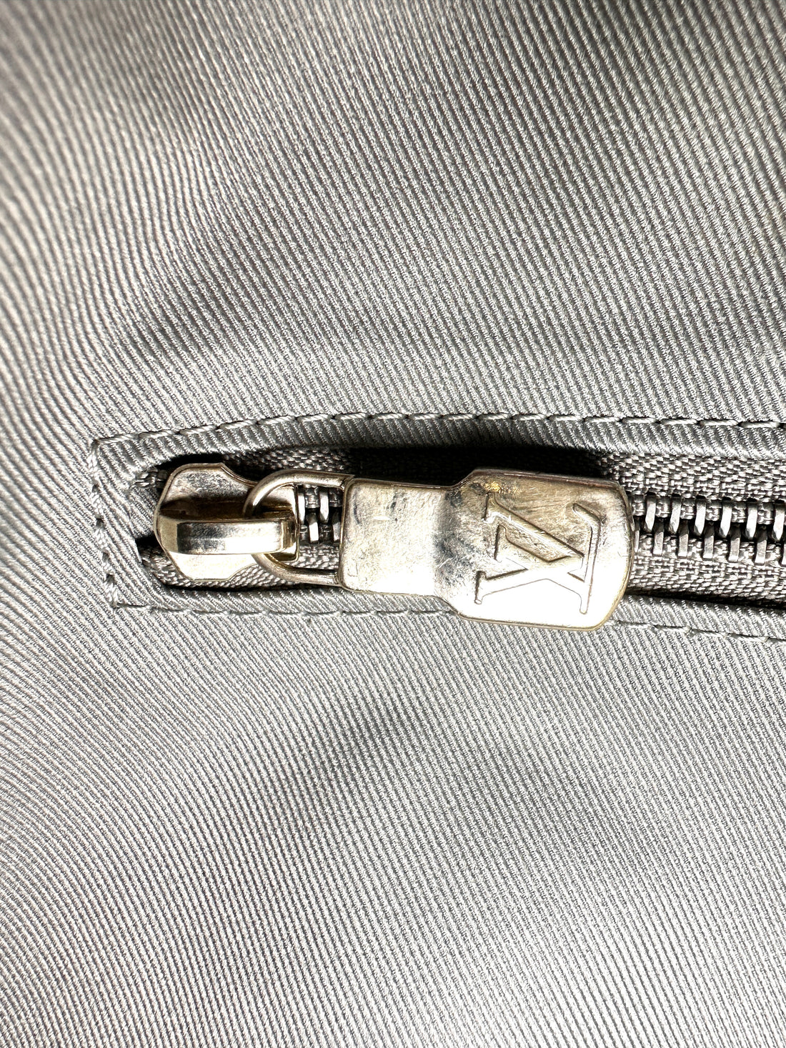 Louis Vuitton Keepall50 Monogram Titanium Handle Bag LV3216