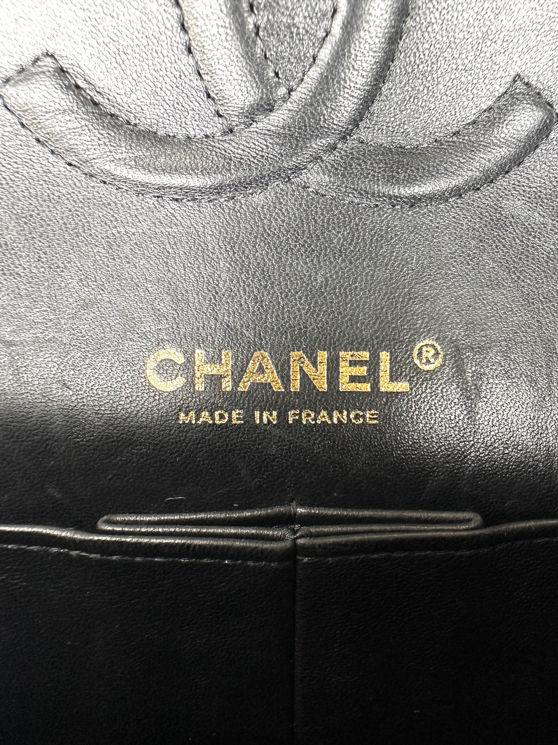Chanel Classic Flap Black Chevron Quilted Leather Medium Size Shoulder Bag With Gold Hardware(31***67) CC2437