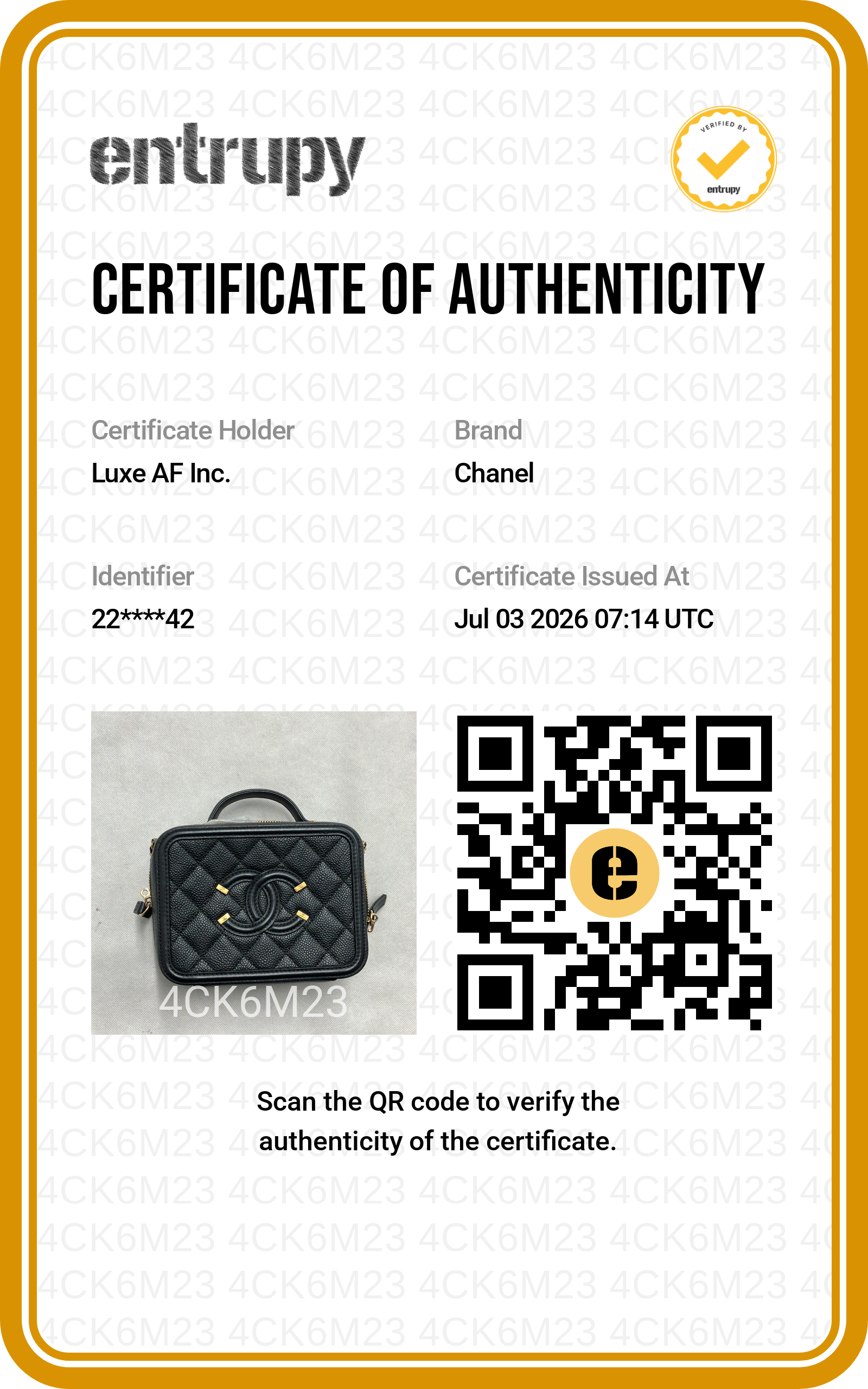 Chanel CC Filigree Black Quilted Leather Vanity Case(22***42) CC2483