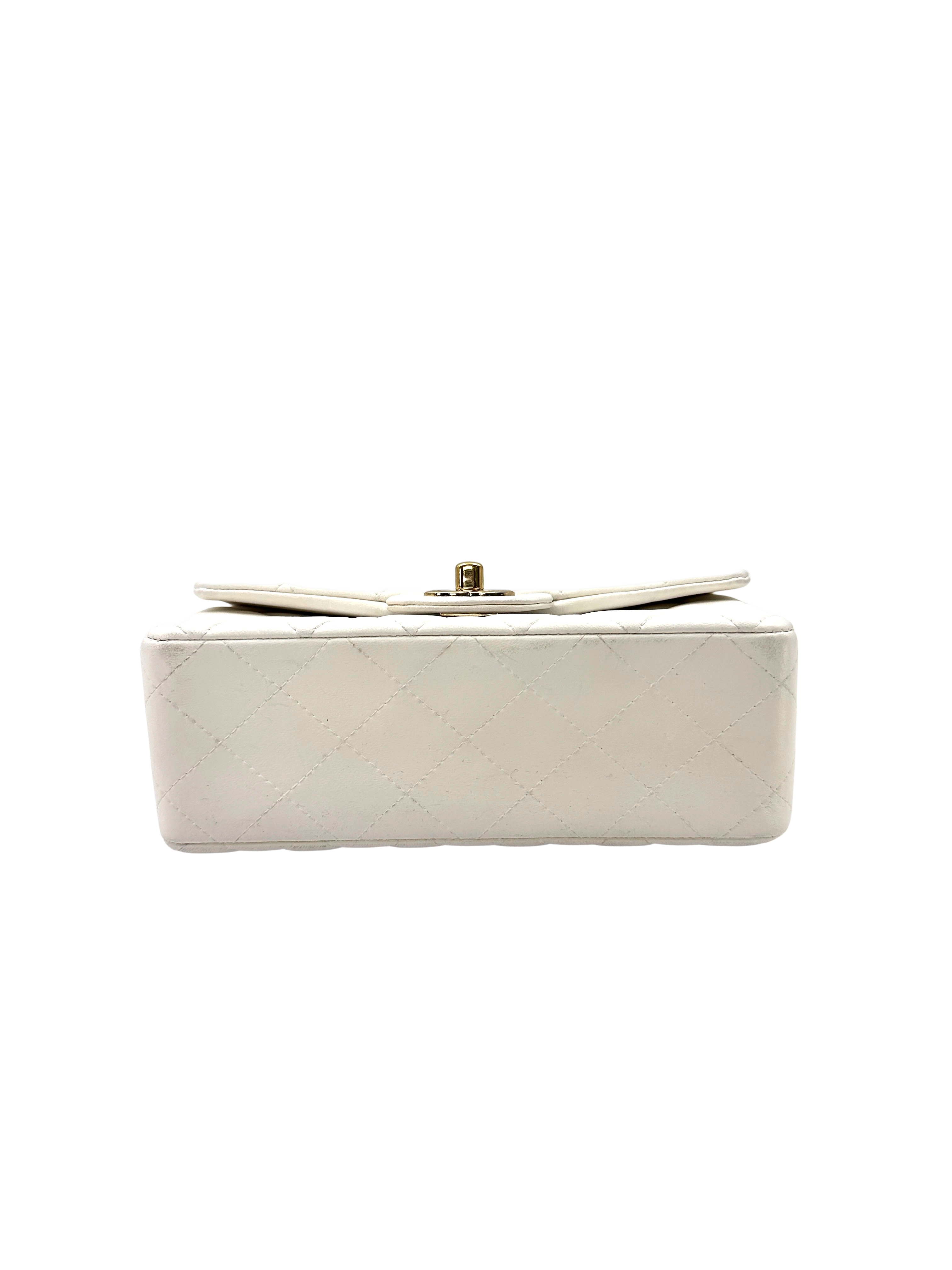 Chanel Classic Flap White Quilted Leather Mini Shoulder Bag(23***07) CC2442