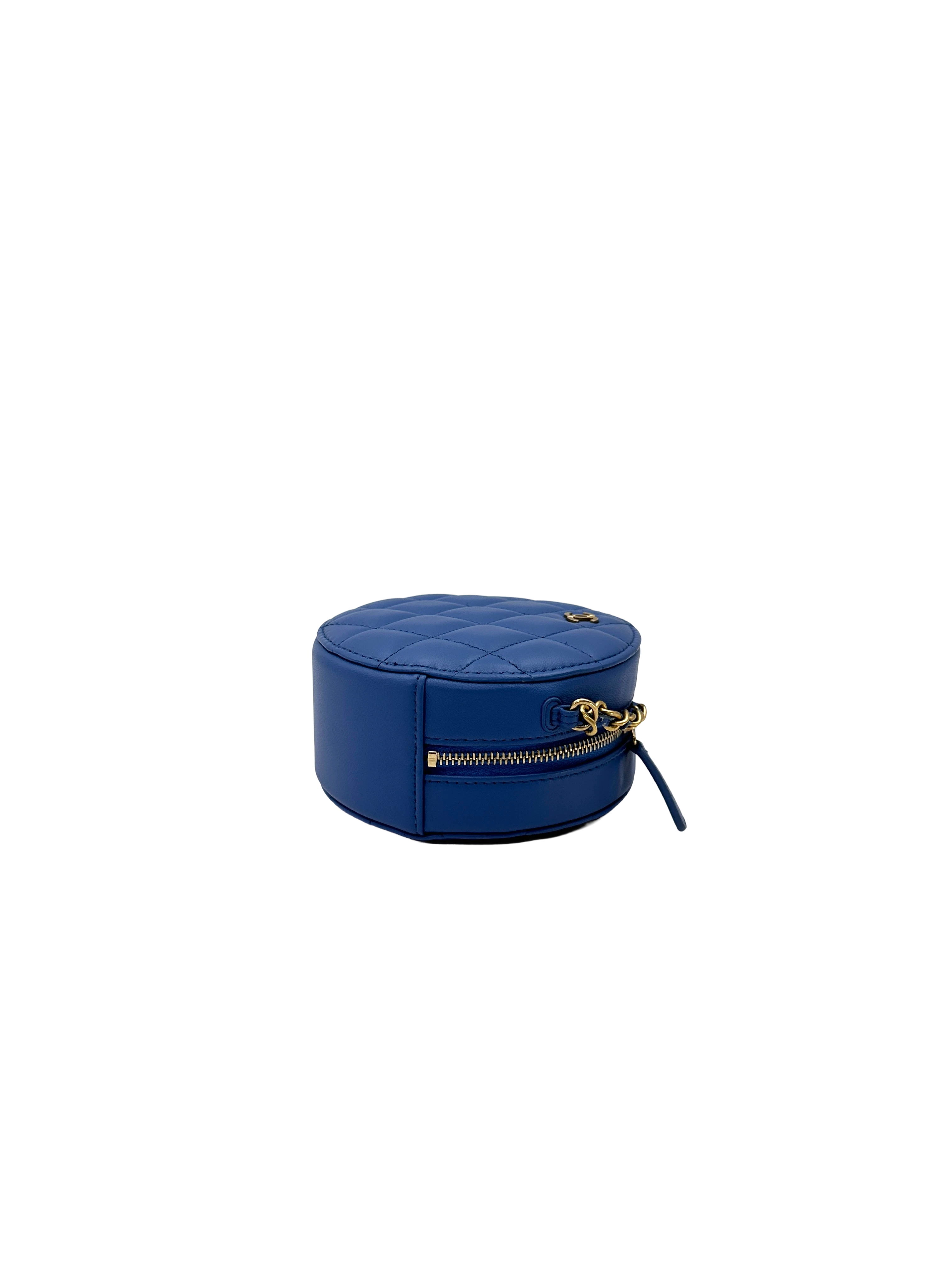 Chanel Blue Quilted Leather Round Clutch(27***43) CC2447