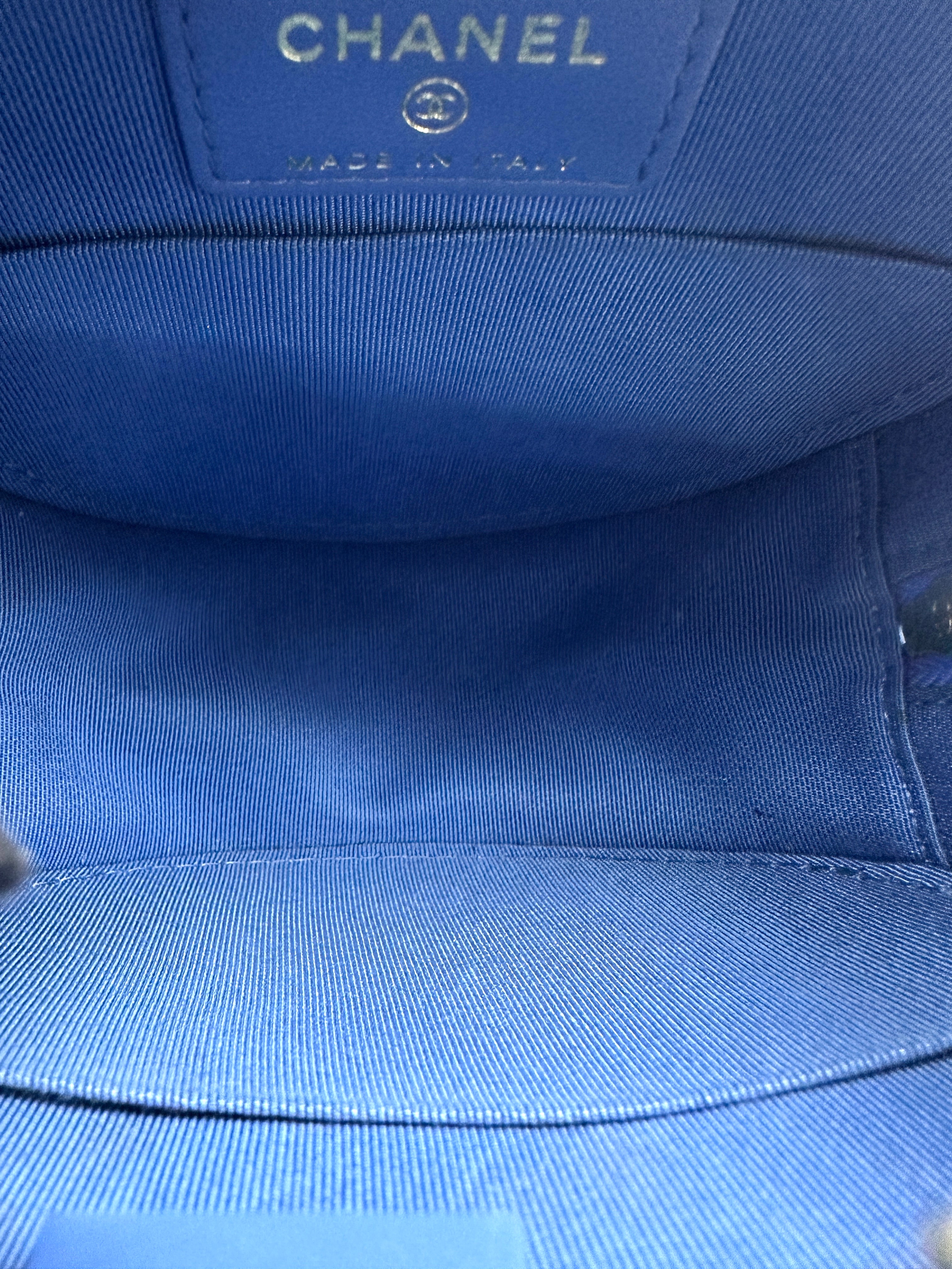 Chanel Blue Quilted Leather Round Clutch(27***43) CC2447