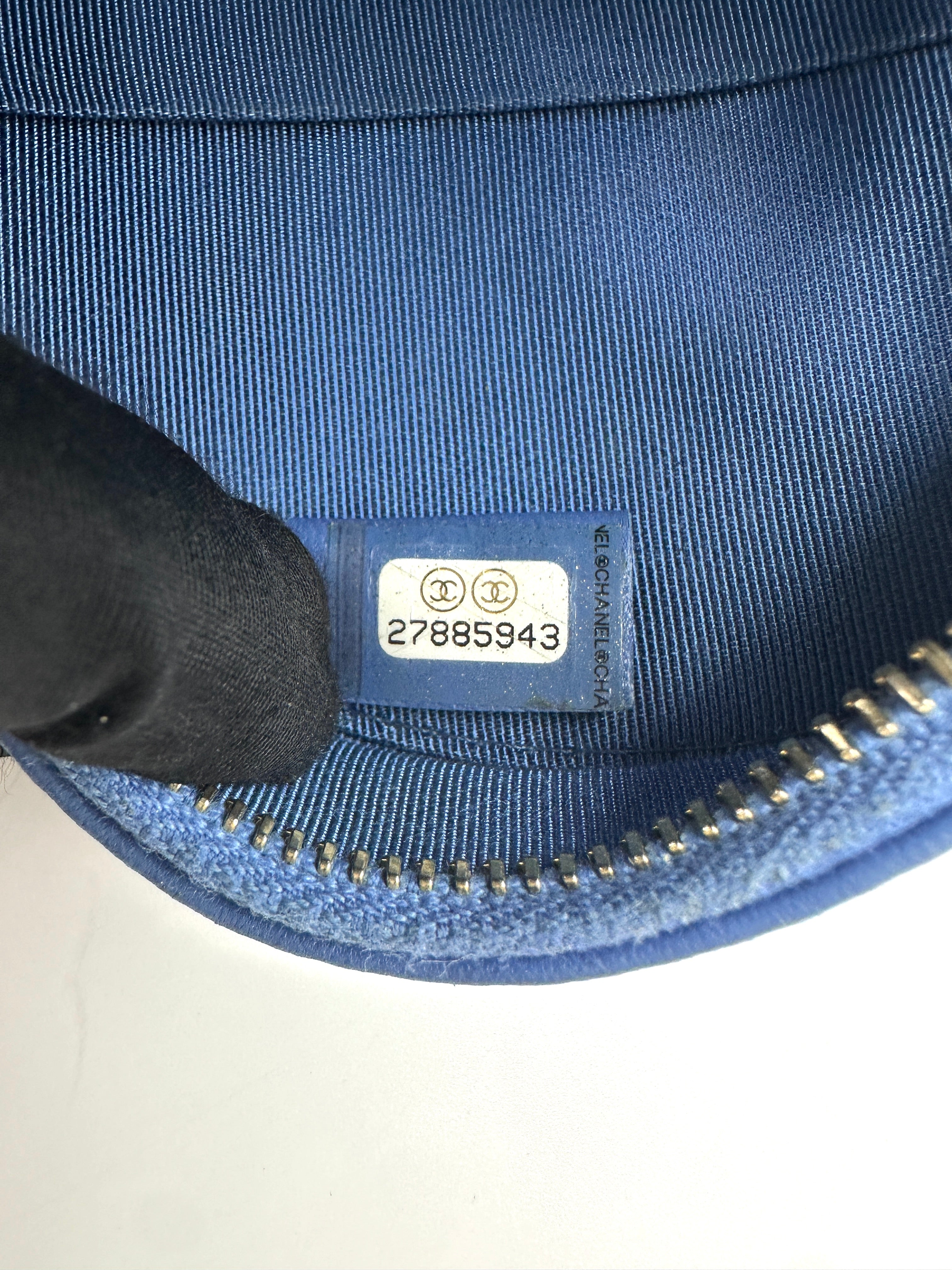 Chanel Blue Quilted Leather Round Clutch(27***43) CC2447