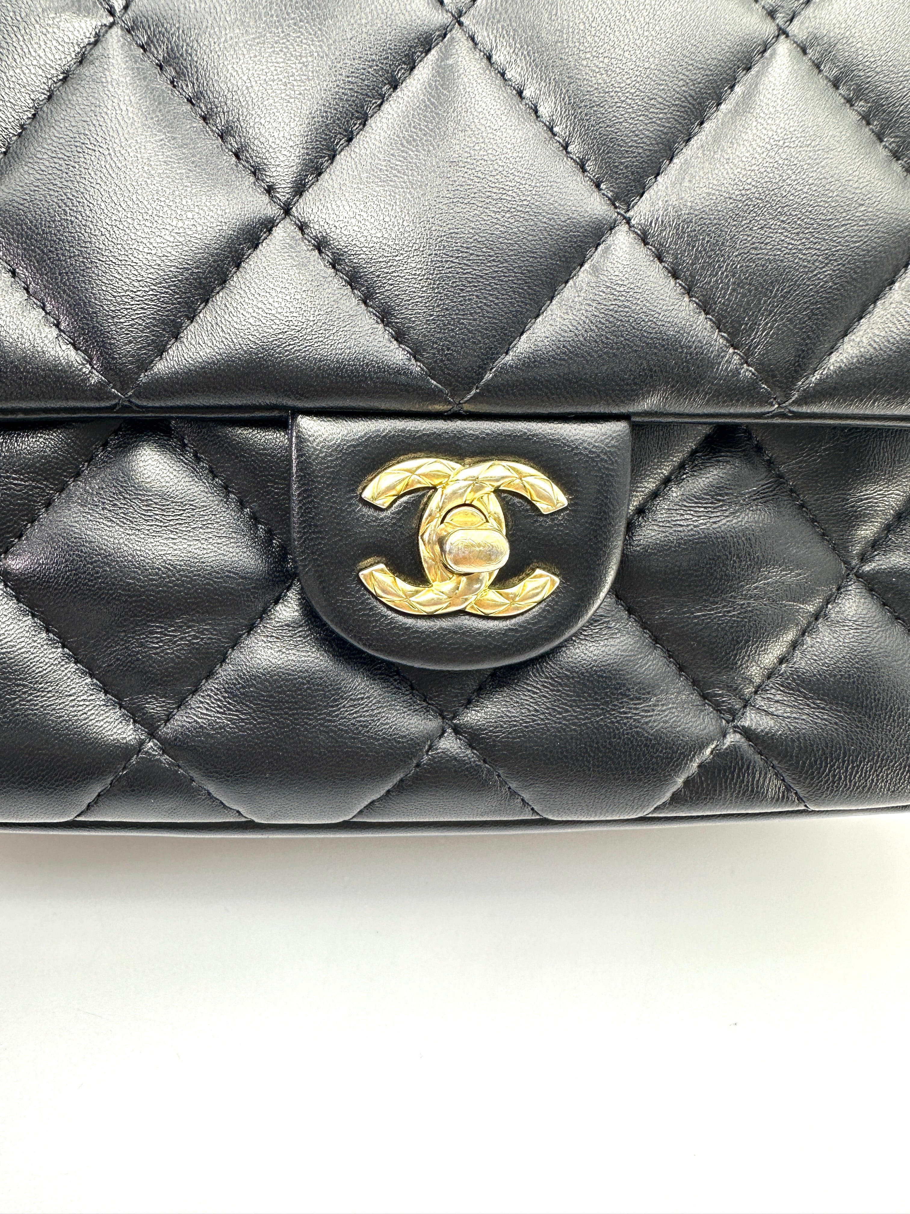 Chanel Classic Flap Black Quilted Leather Mini Shoulder Bag(K7***3G) CC2451