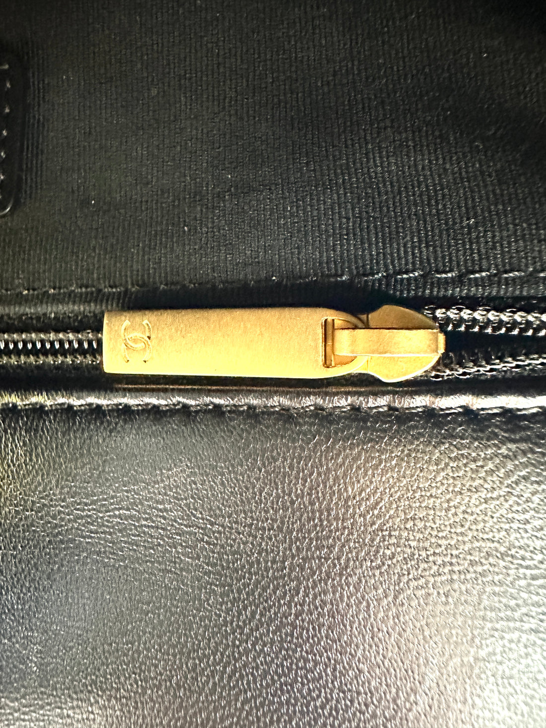 Chanel Classic Flap Black Quilted Leather Mini Shoulder Bag(K7***3G) CC2451