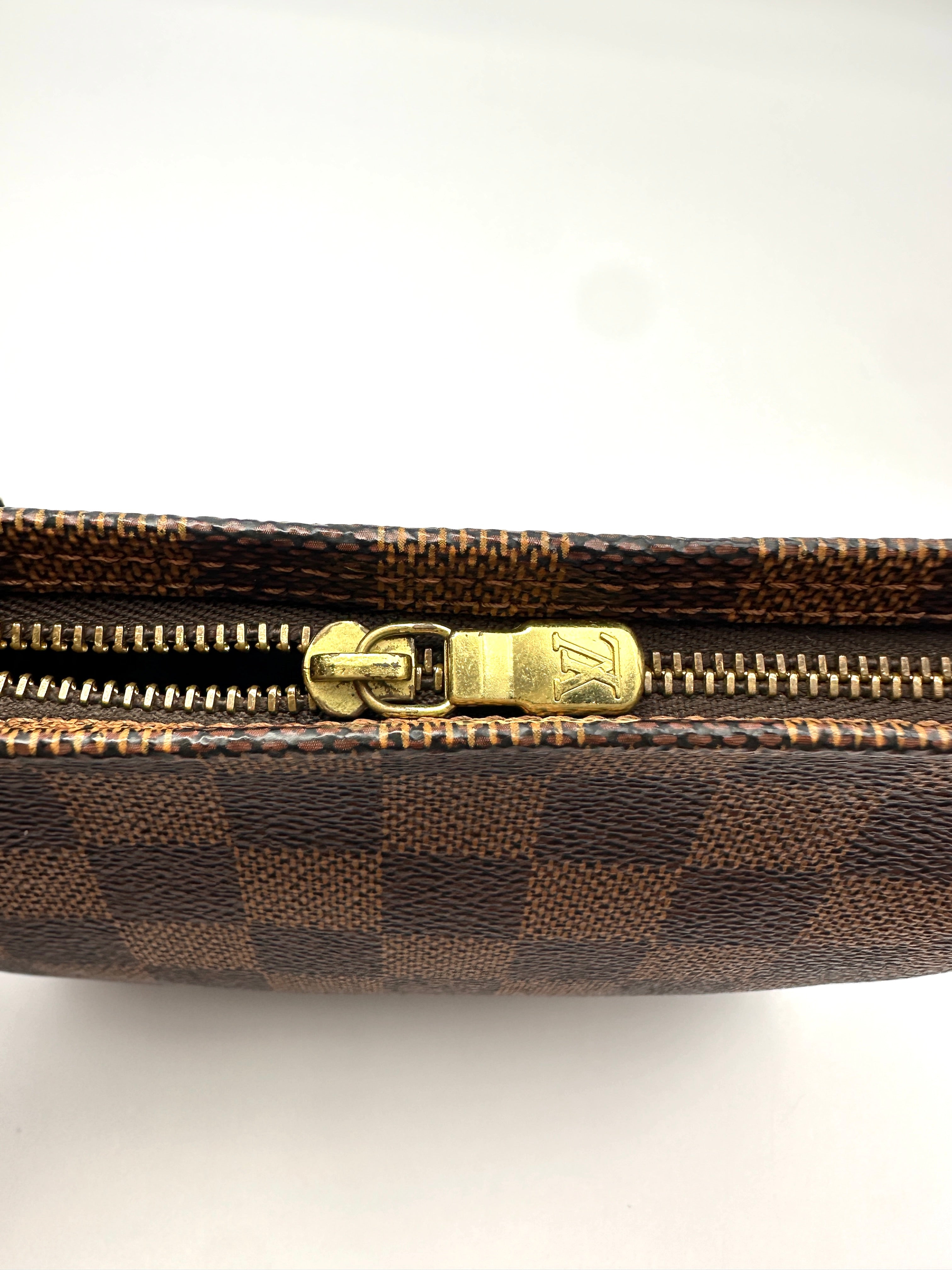 Louis Vuitton Damier Ebene Trousse Pochette LV3221