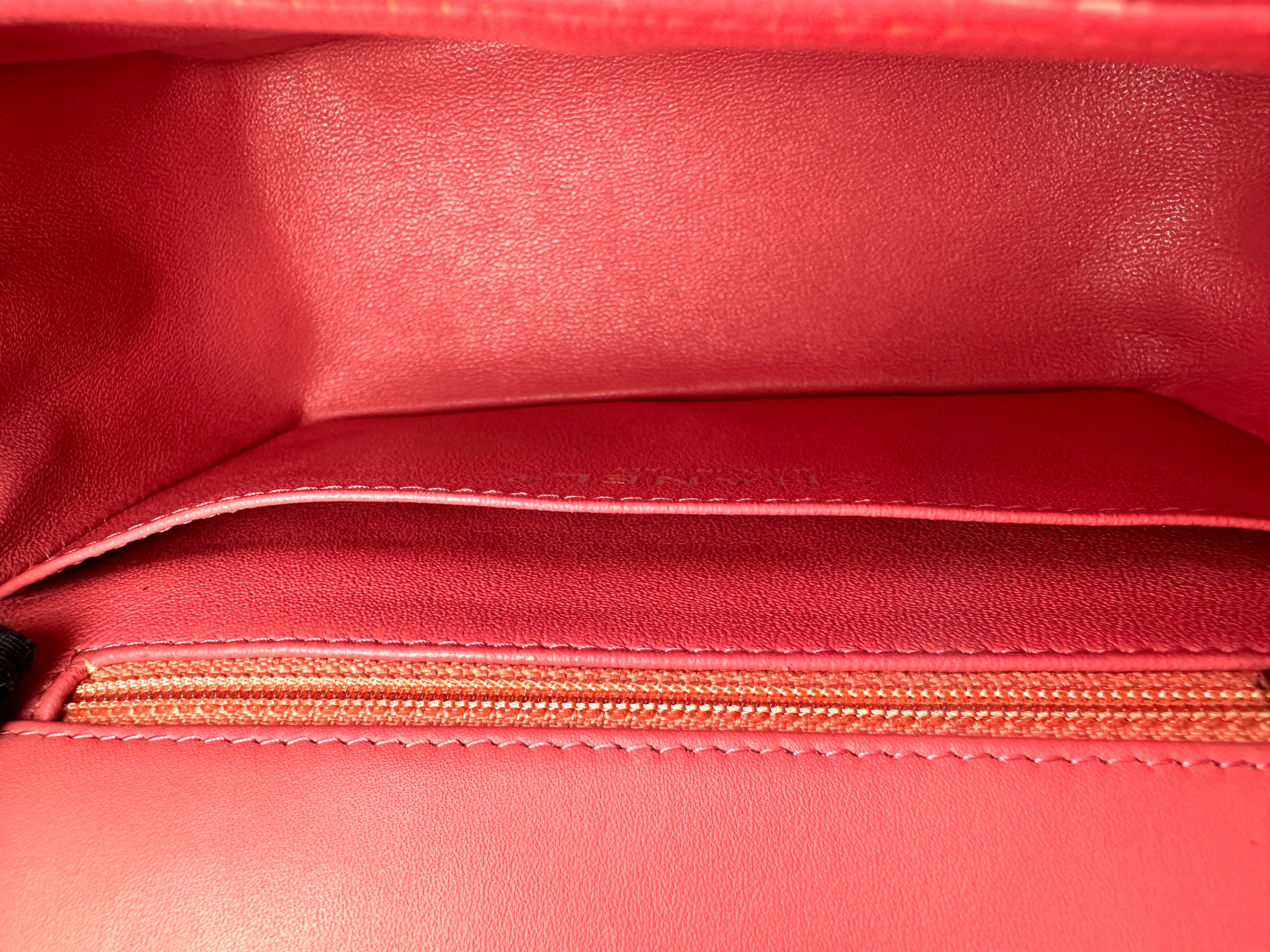 Chanel Classic Flap Pink Chevron Quilted Patent Leather Mini Shoulder Bag(23***83) CC2460