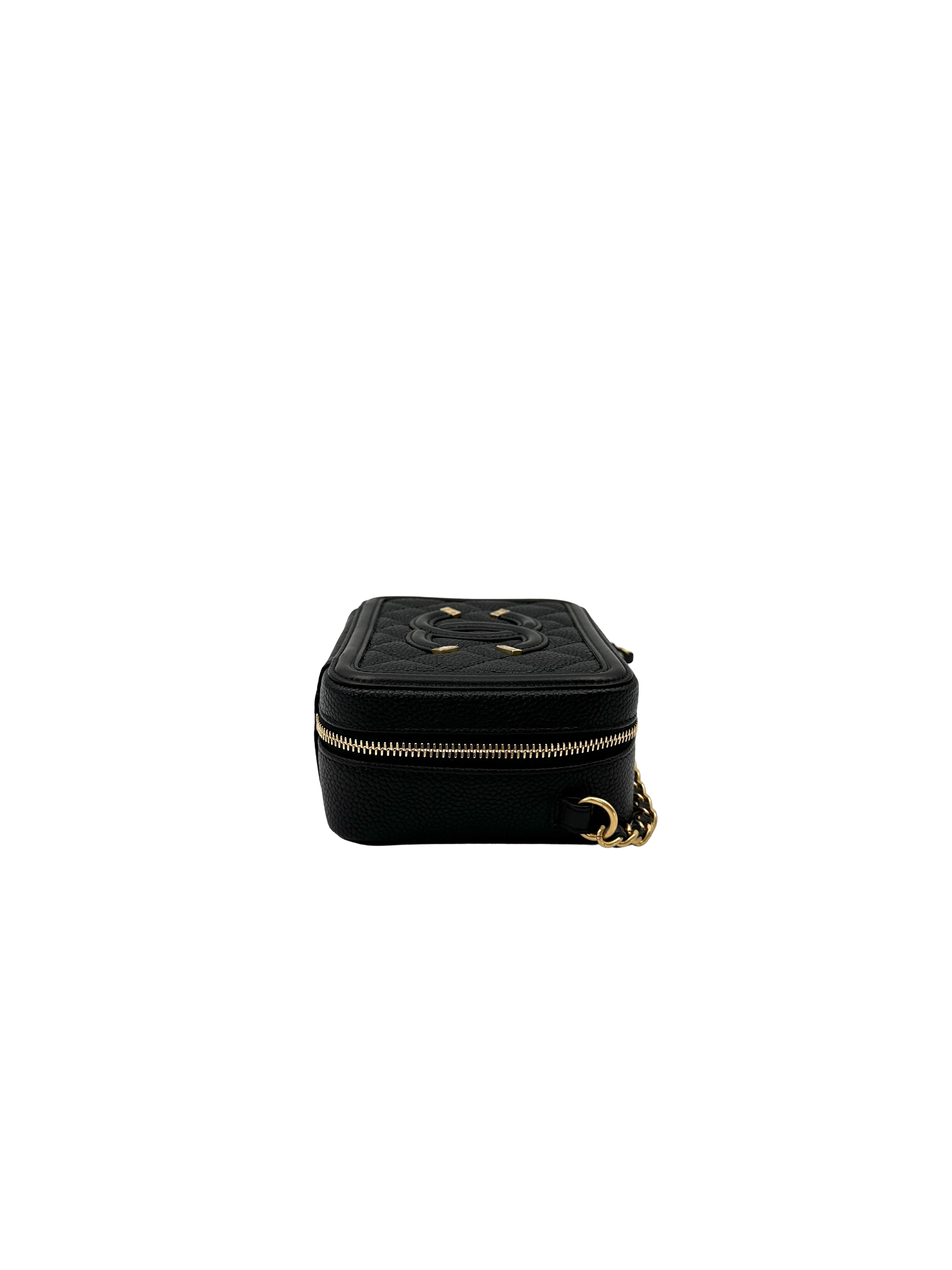 Chanel CC Filigree Black Quilted Leather Vanity Clutch(26***82) CC2452