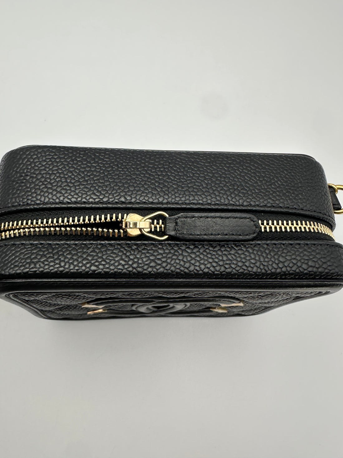 Chanel CC Filigree Black Quilted Leather Vanity Clutch(26***82) CC2452