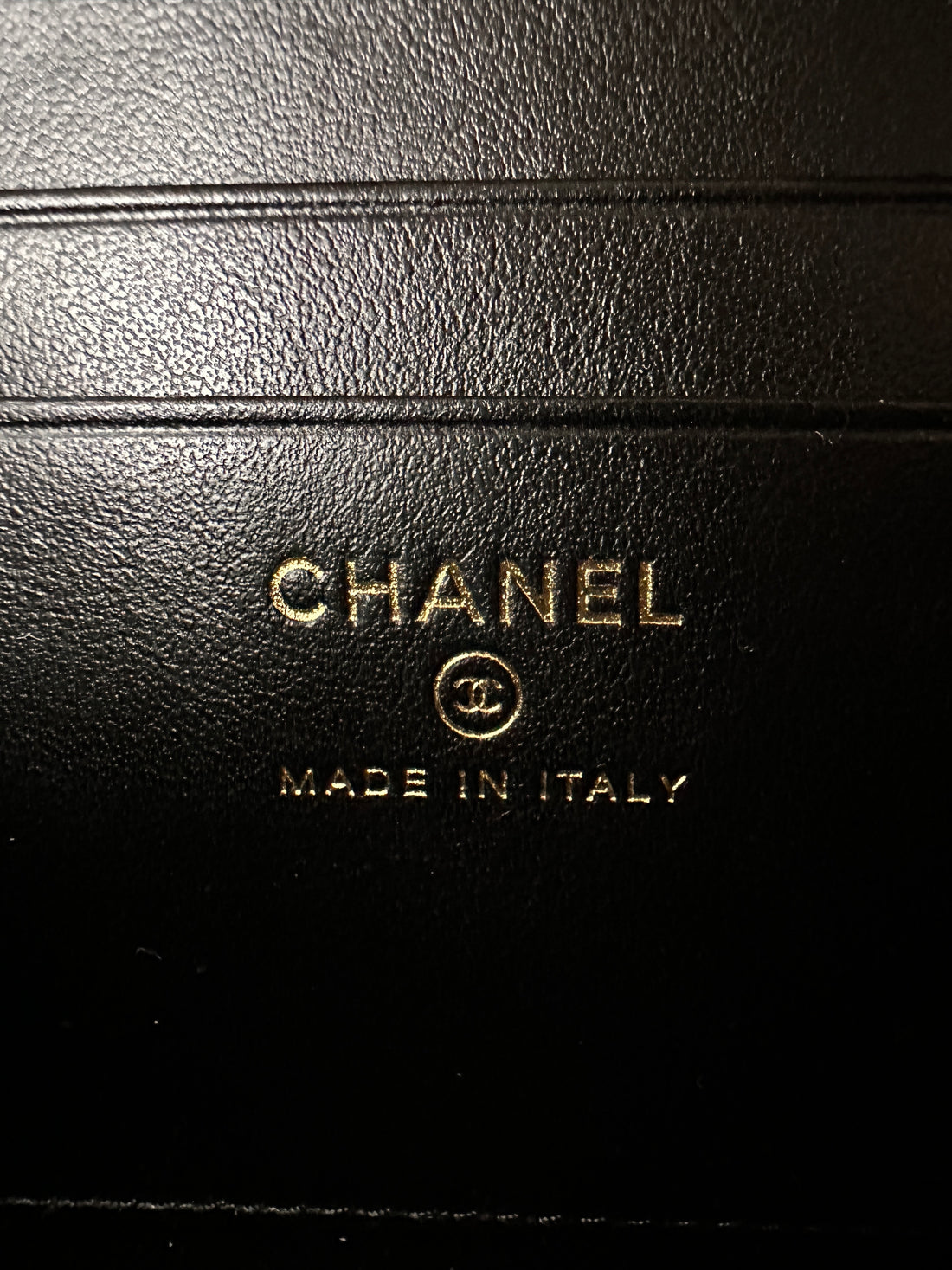 Chanel CC Filigree Black Quilted Leather Vanity Clutch(26***82) CC2452