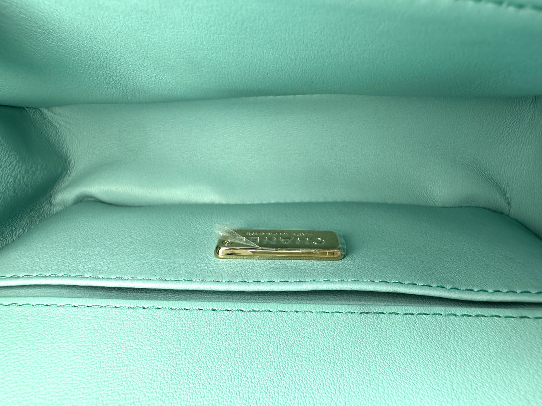 Chanel LeBoy Tiffany Blue Lizard Leather Small Size Flap Bag With Gold Buckle(27***64) CC2456