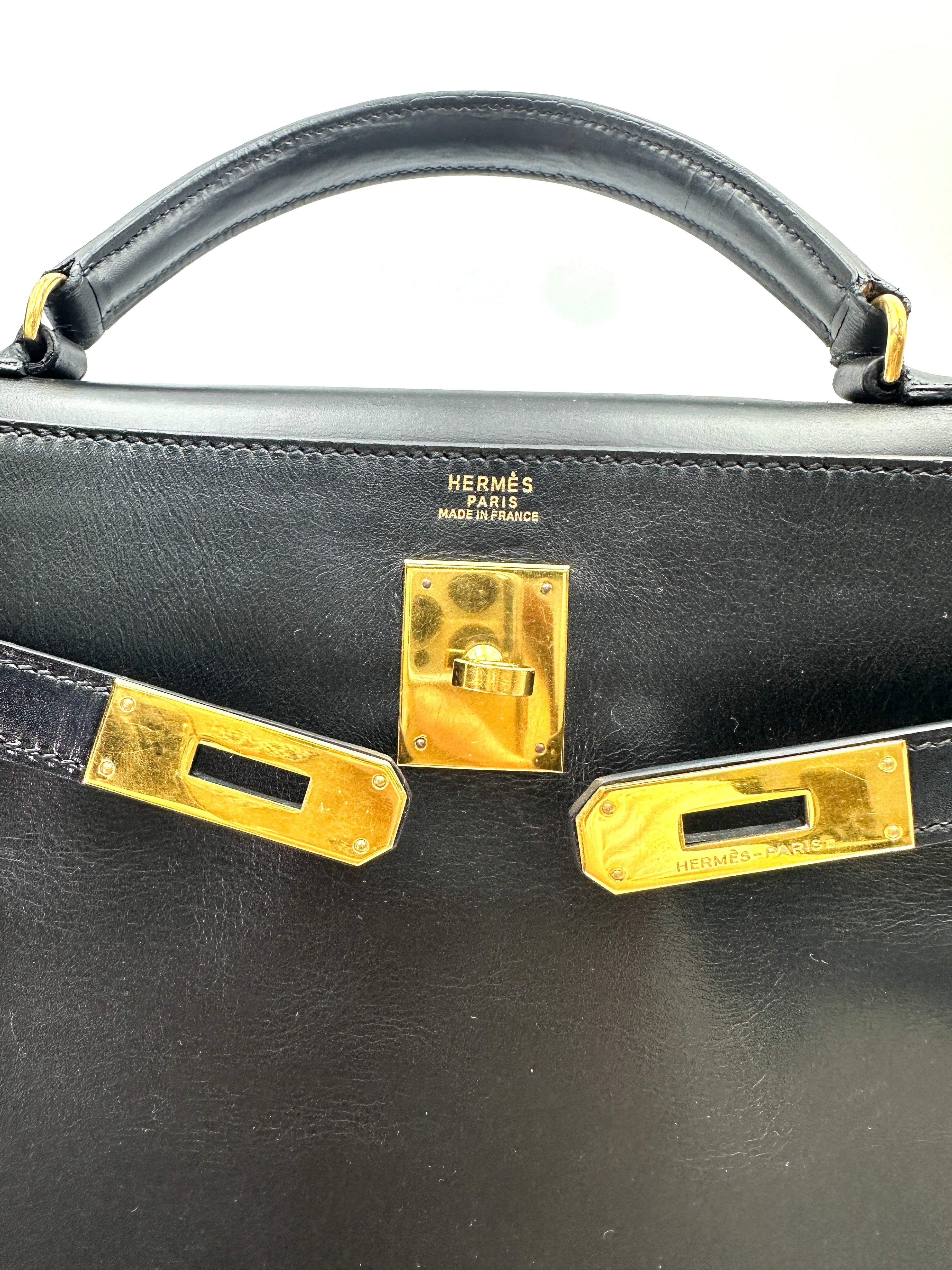 Hermes Kelly Black Leather Top Handle Bag With Gold Hardware HR144SA