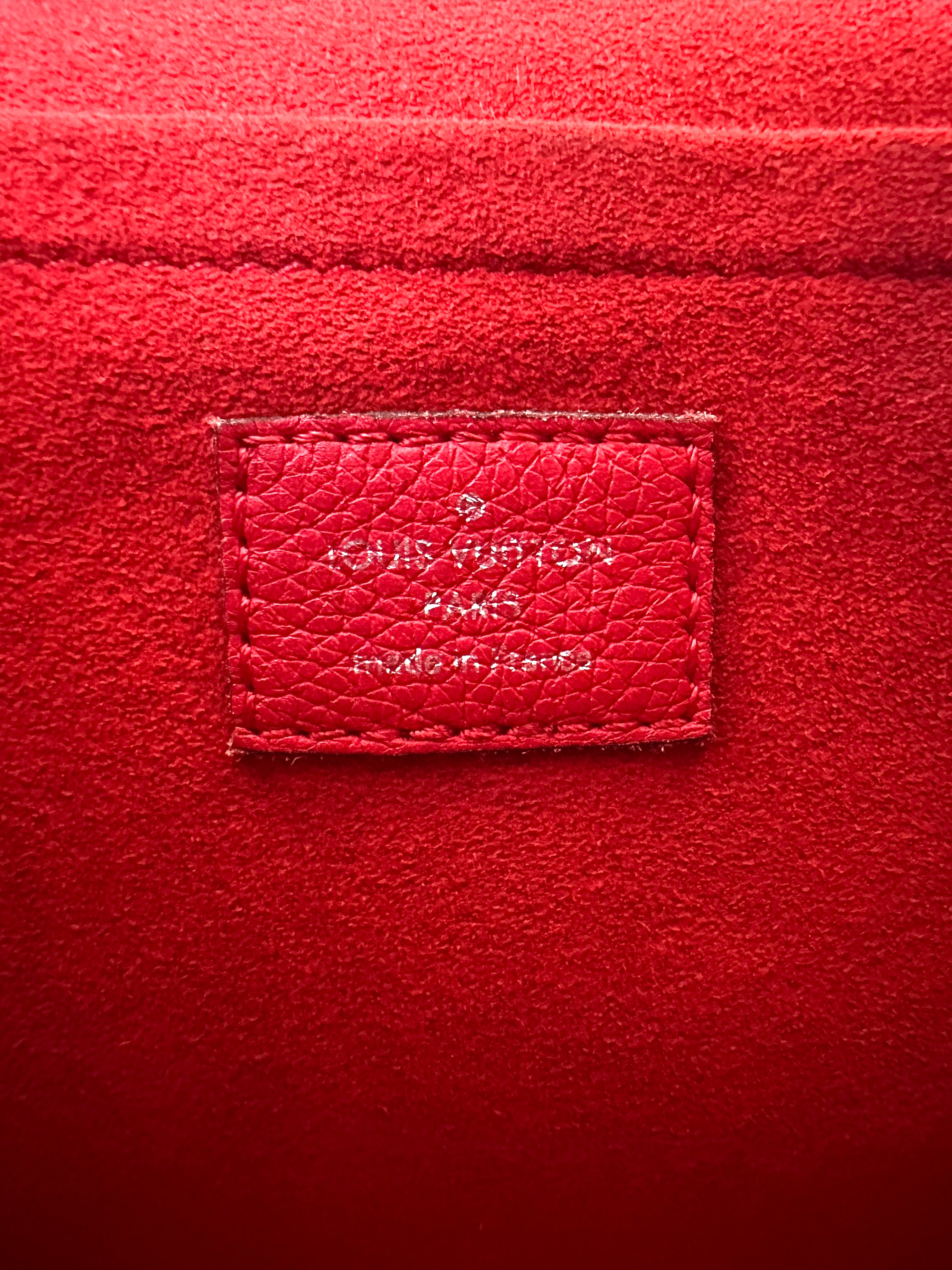 Louis Vuitton Lockme Red Leather Shoulder Bag LV3236