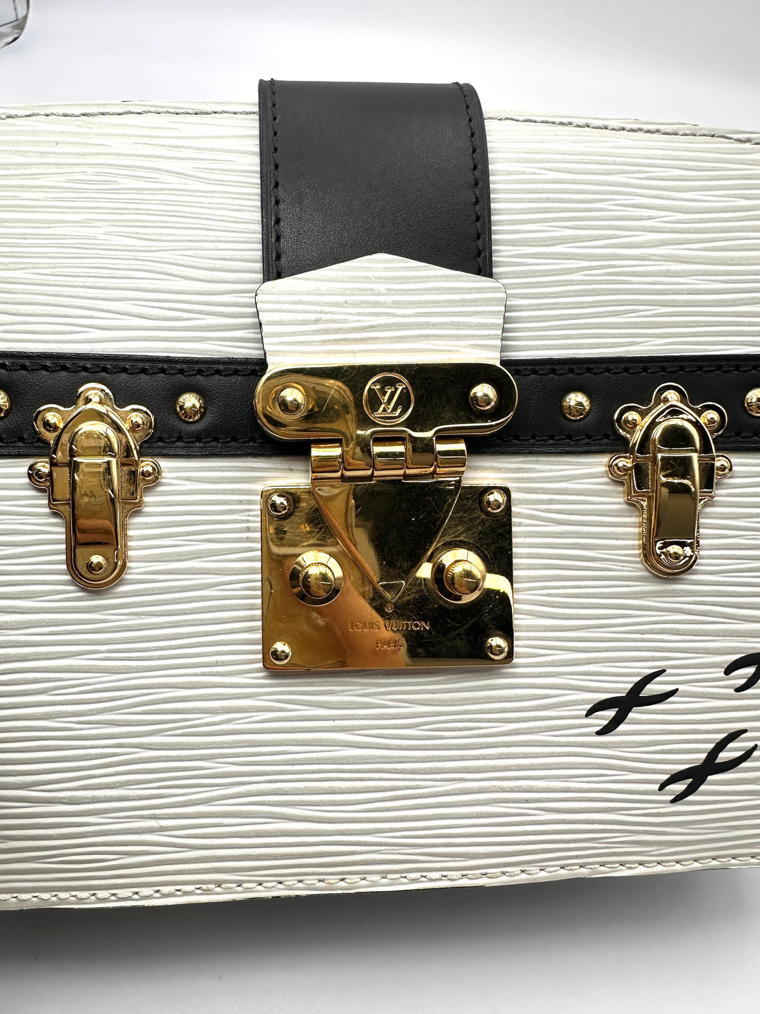 Louis Vuitton Trunk Clutch White Epi Leather Bag LV3237