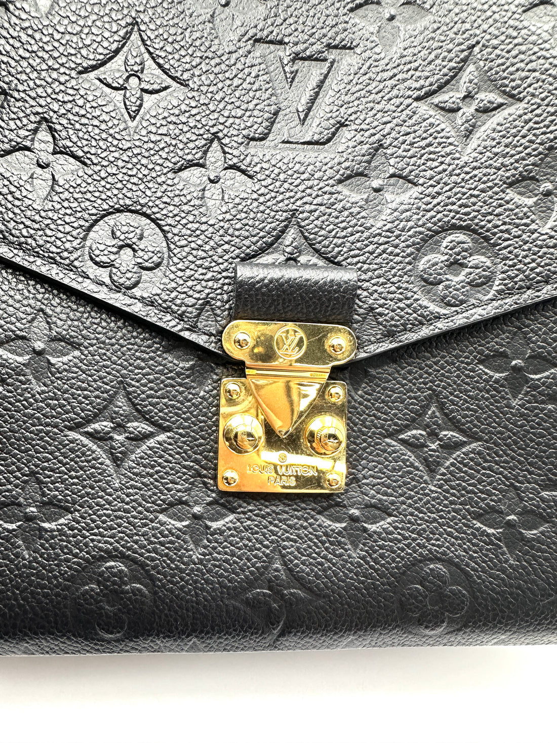 Louis Vuitton Black Monogram Empreinte Leather Pochette Metis LV3241