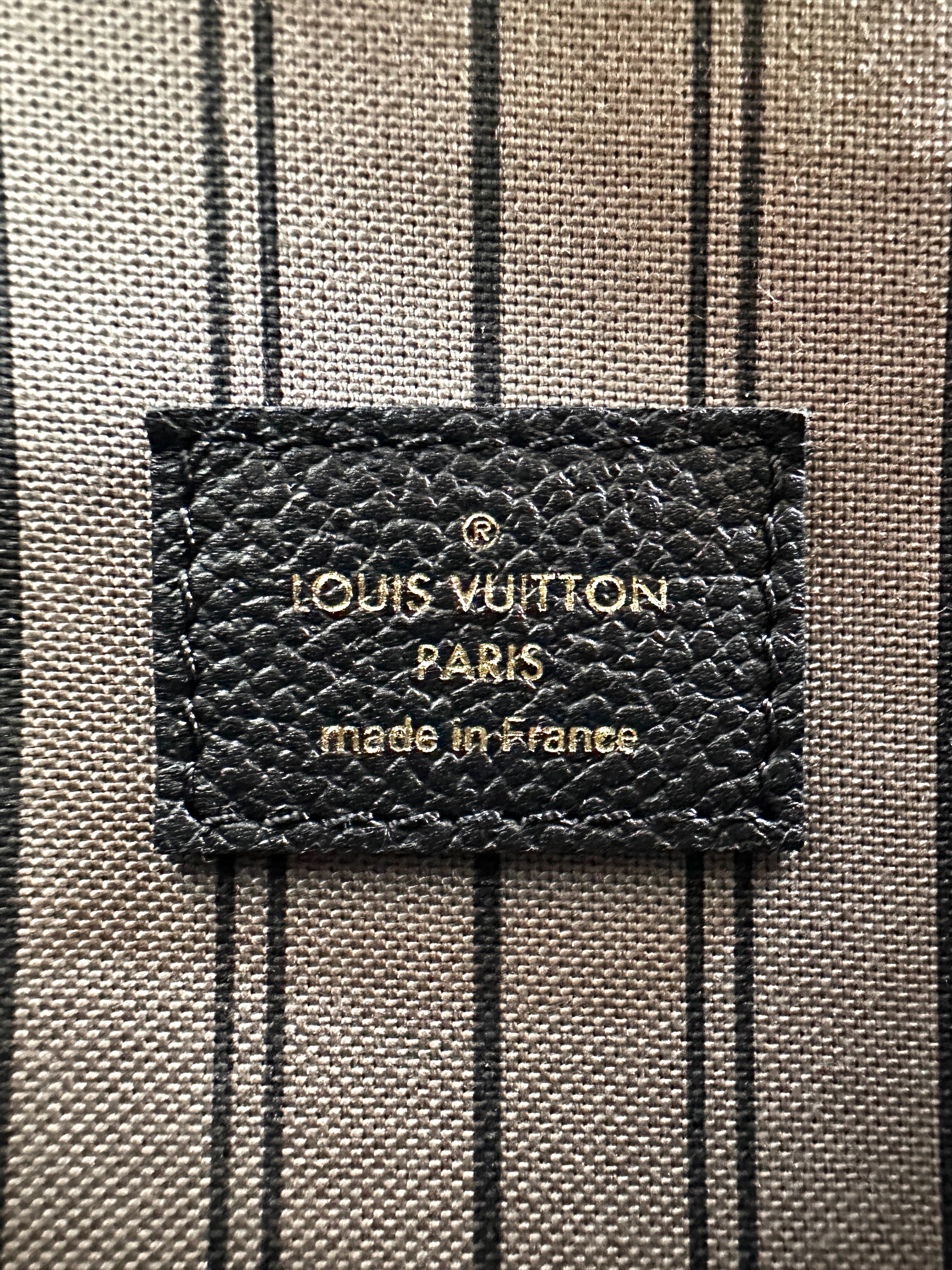 Louis Vuitton Black Monogram Empreinte Leather Pochette Metis LV3241
