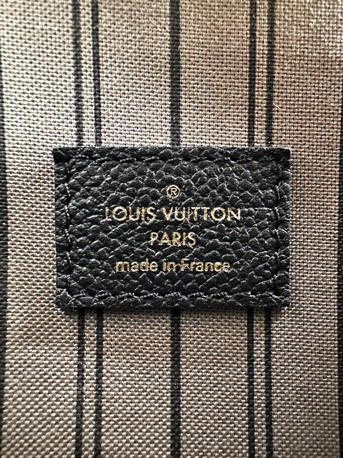 Louis Vuitton Black Monogram Empreinte Leather Pochette Metis LV3241
