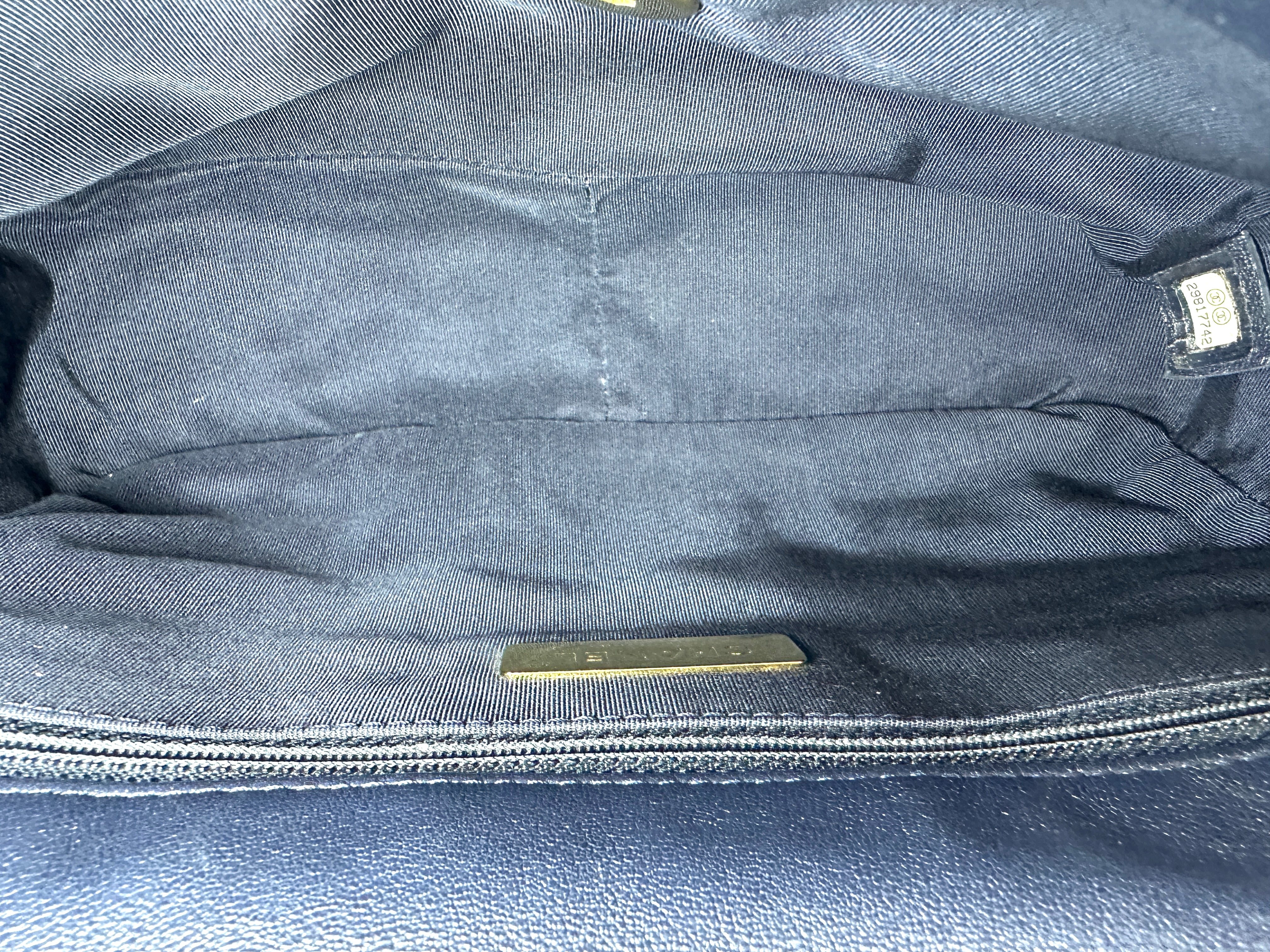 Chanel 19Bag Navy Quilted Leather Small Size Flap Bag(29***42) CC2469