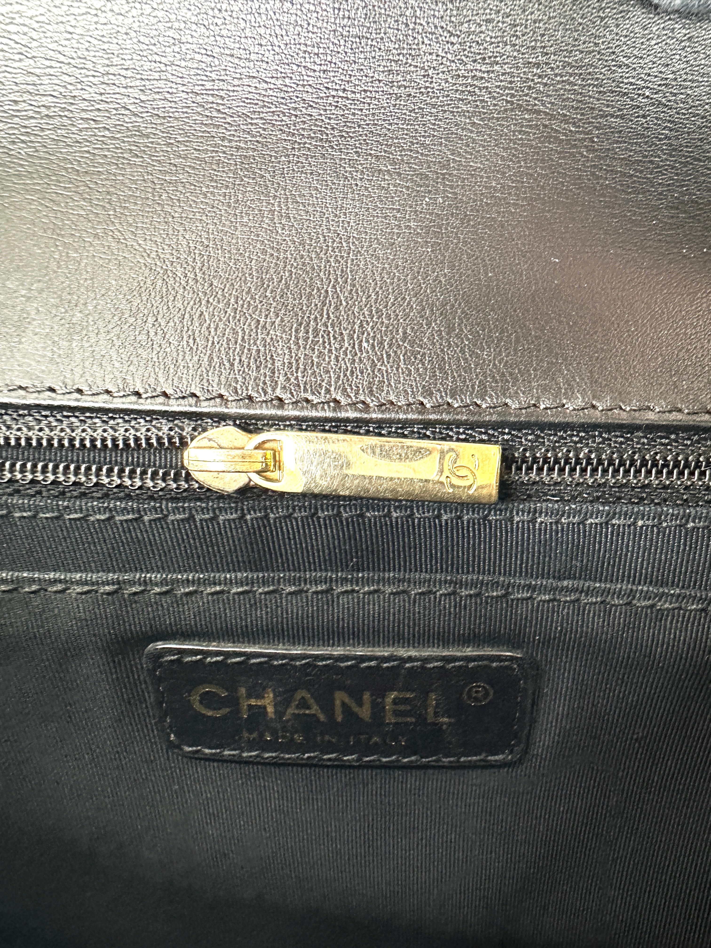 Chanel Classic Flap Black Quilted Leather Shoulder Bag With Gold Buckle(13***18) CC2490