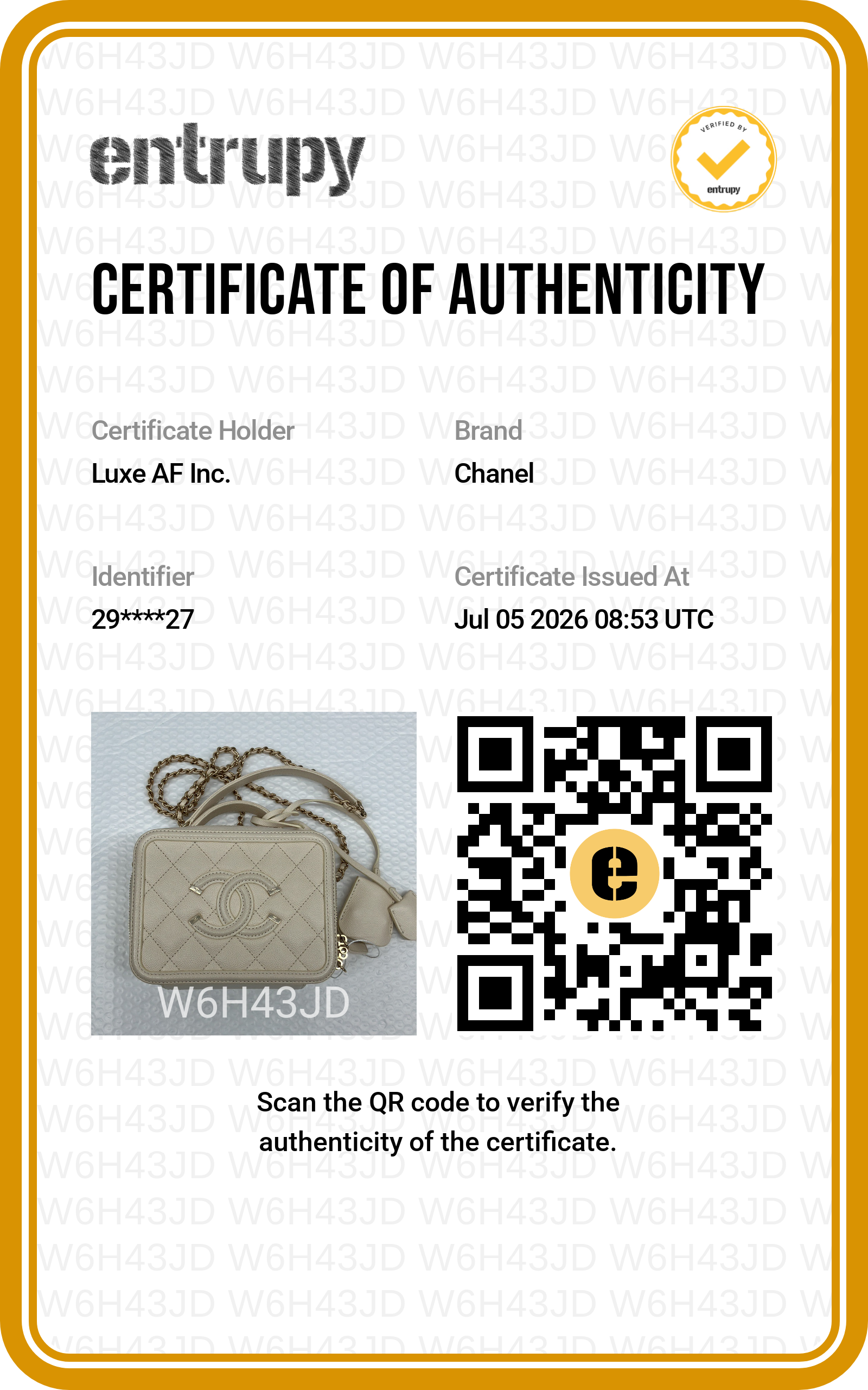 Chanel CC Filigree White Quilted Leather Vanity Case(29***27) CC2478