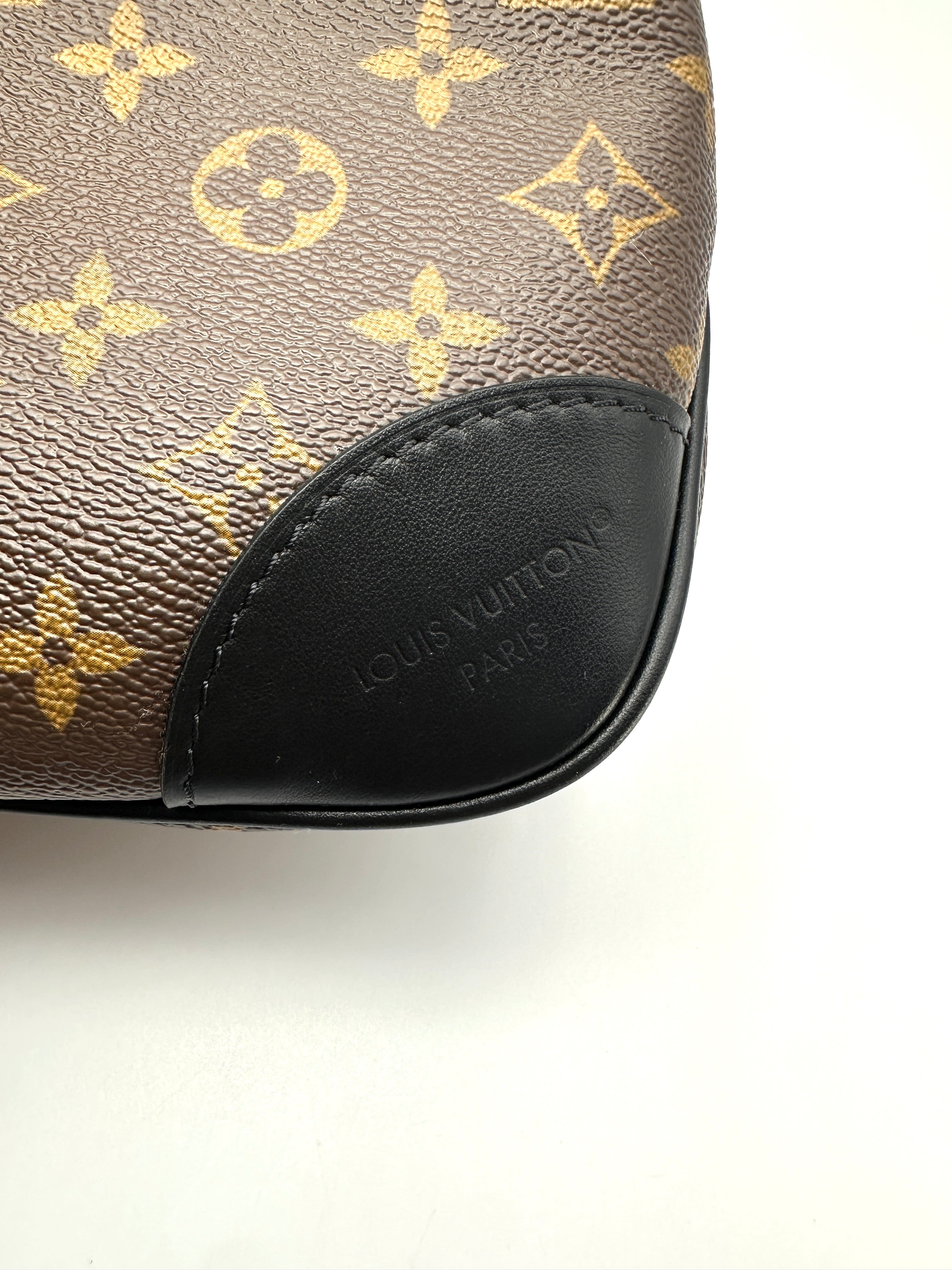 Louis Vuitton Bunlogne Monogram Canvas Shoulder Bag With Black Cowhide Leather Trim LVS