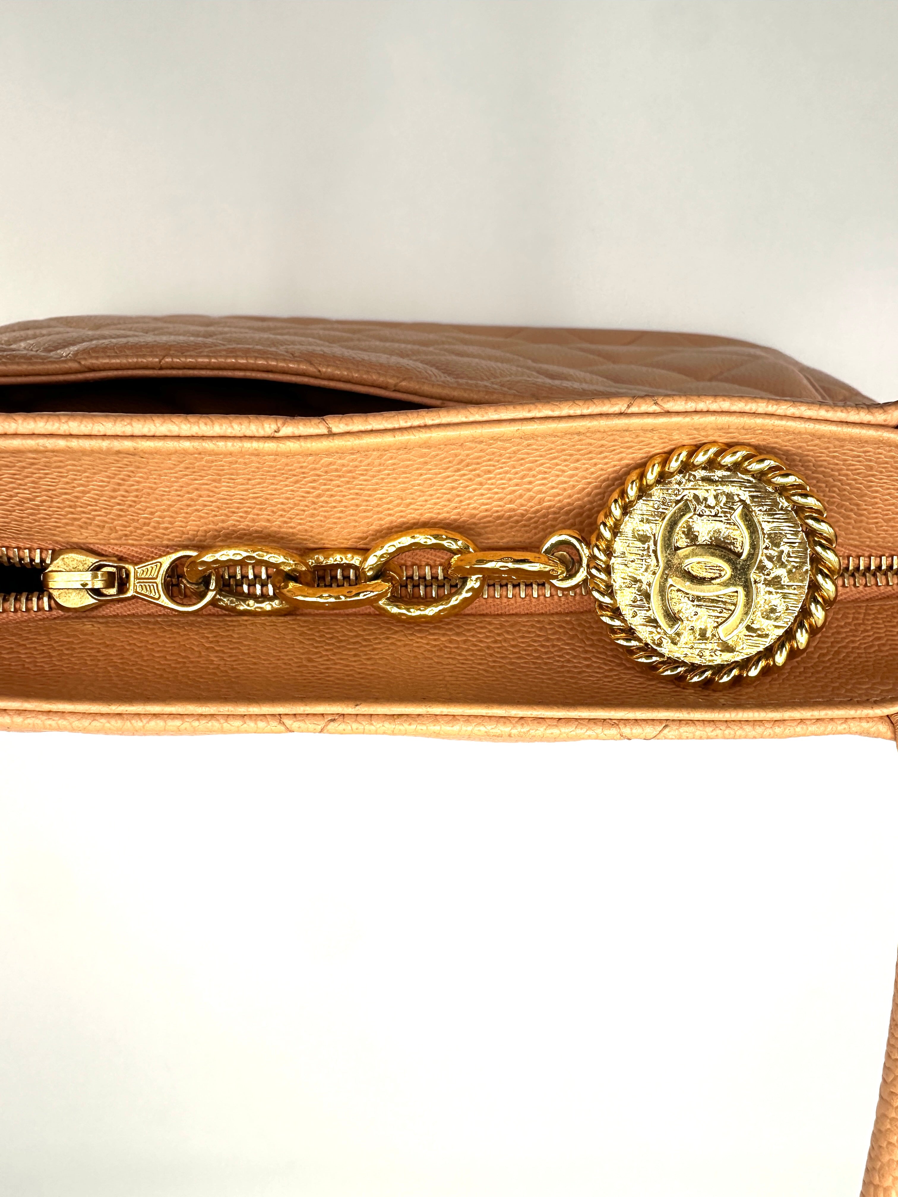 Chanel Medallion Beige Quilted Leather Handle Bag(82***46) CC2485
