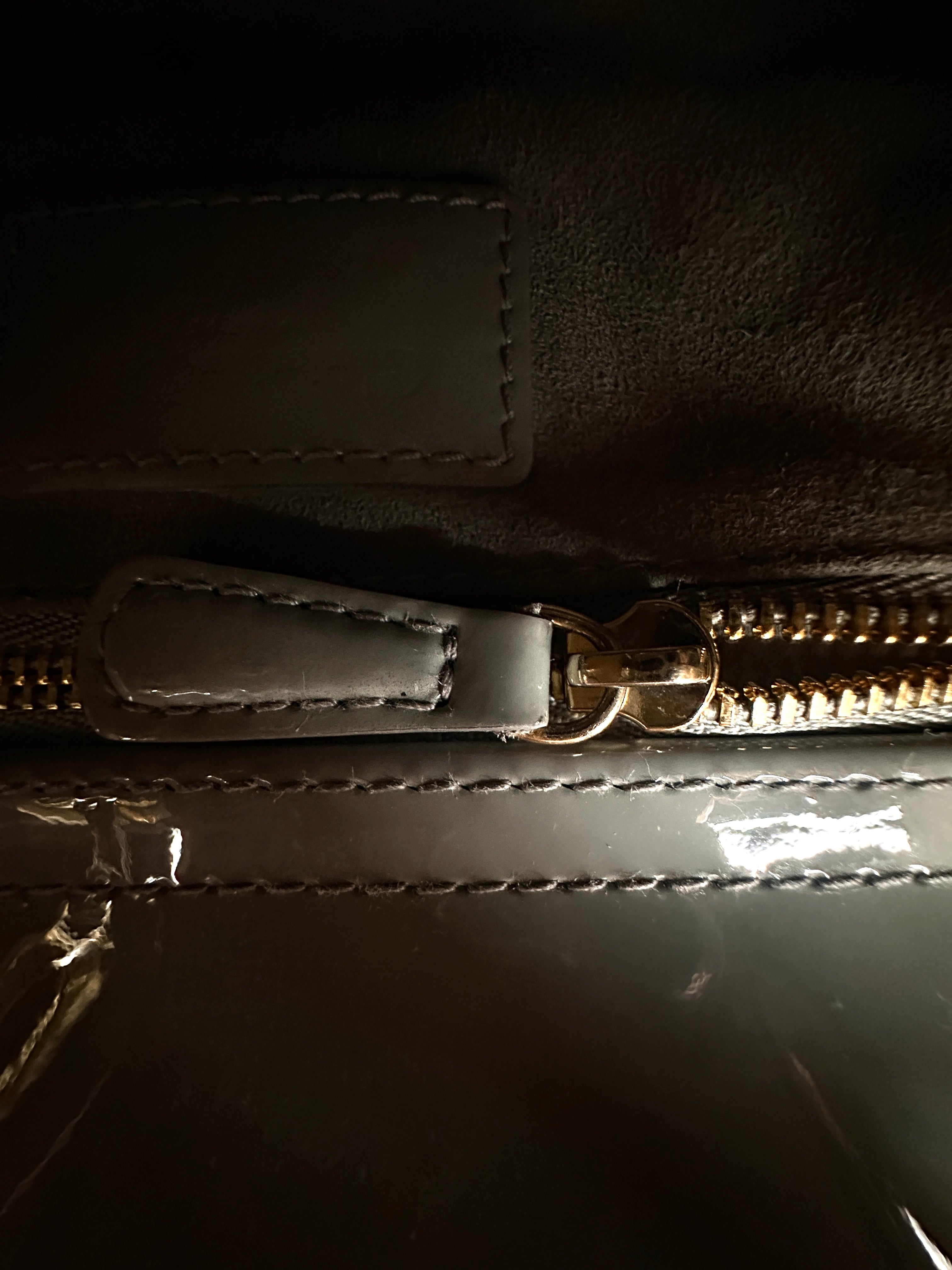 Christian Dior Lady Dior Grey Cannage Patent Leather Handle Bag DR894
