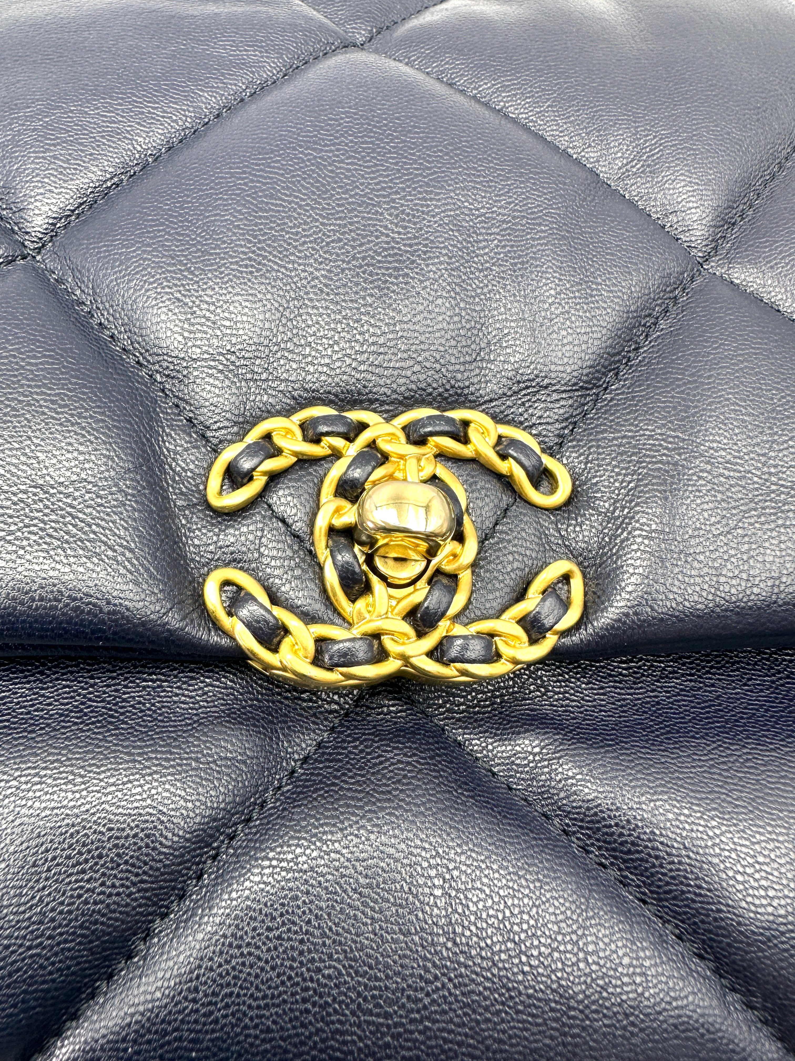 Chanel 19Bag Navy Quilted Leather Medium Size Flap Bag(30***40) CC2484