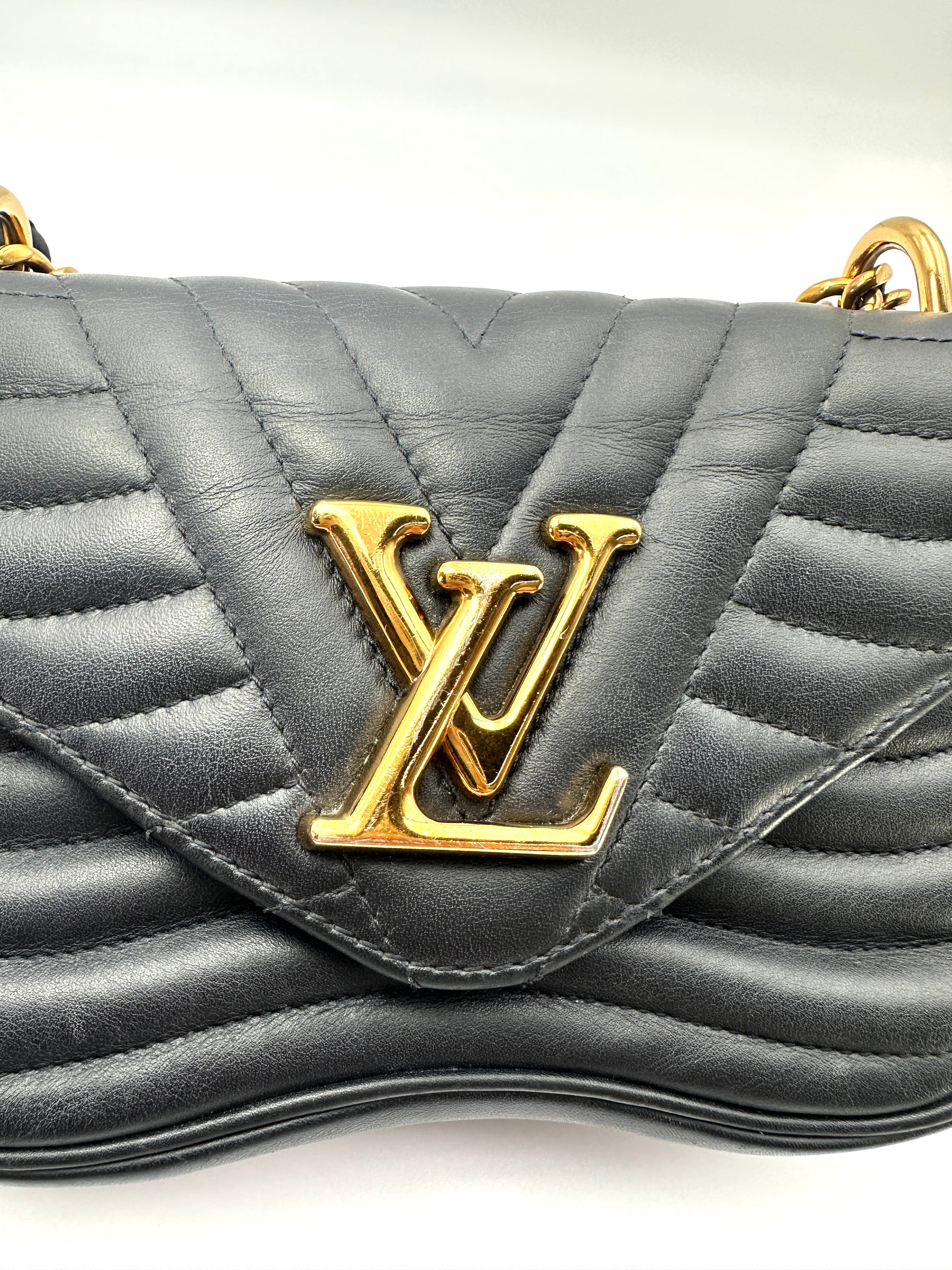 Louis Vuitton New Wave Black Chevron Quilted Leather Shoulder Bag LV3262